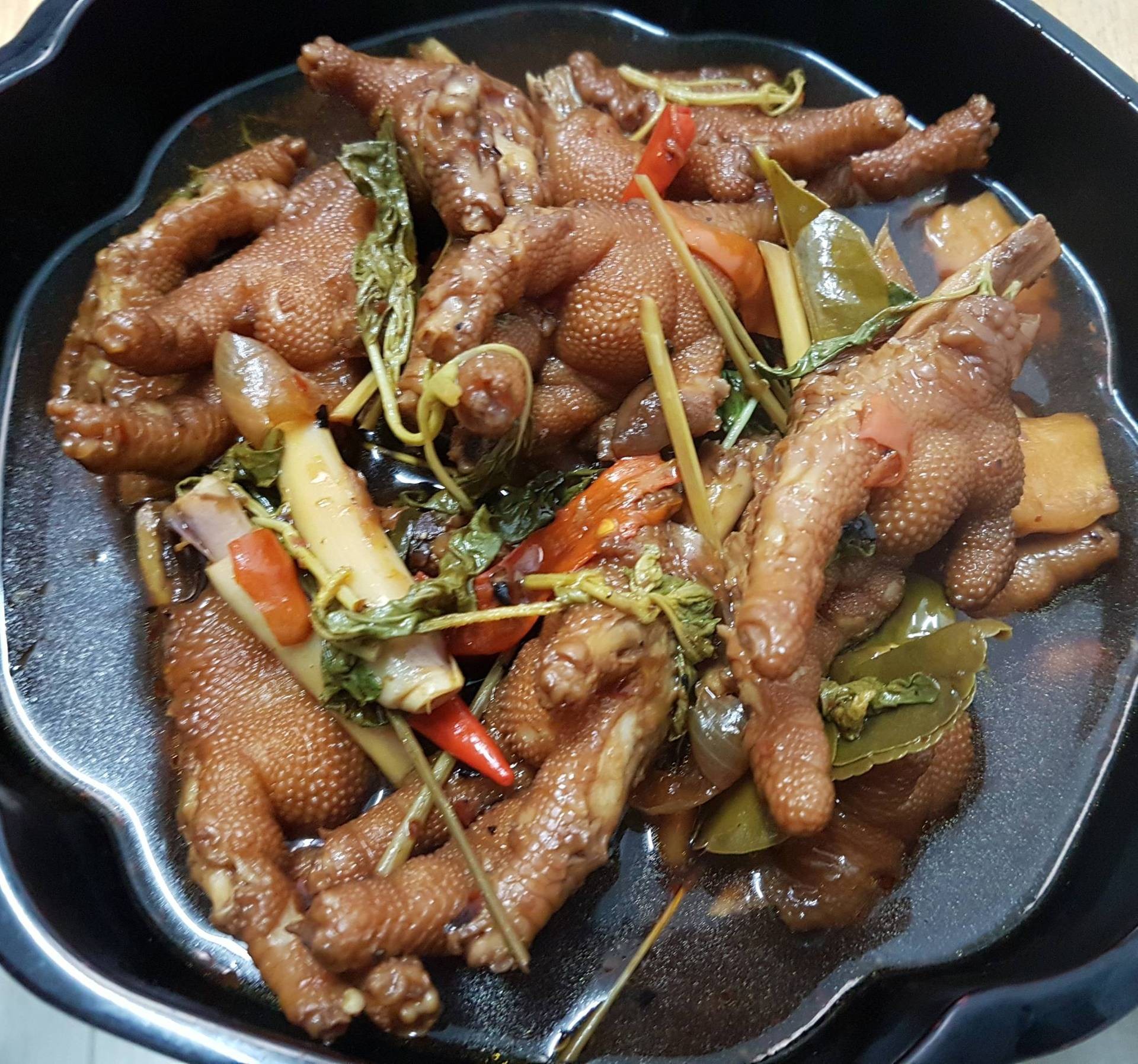 ตีนไก่ซีอิ๊วต้มแซ่บ