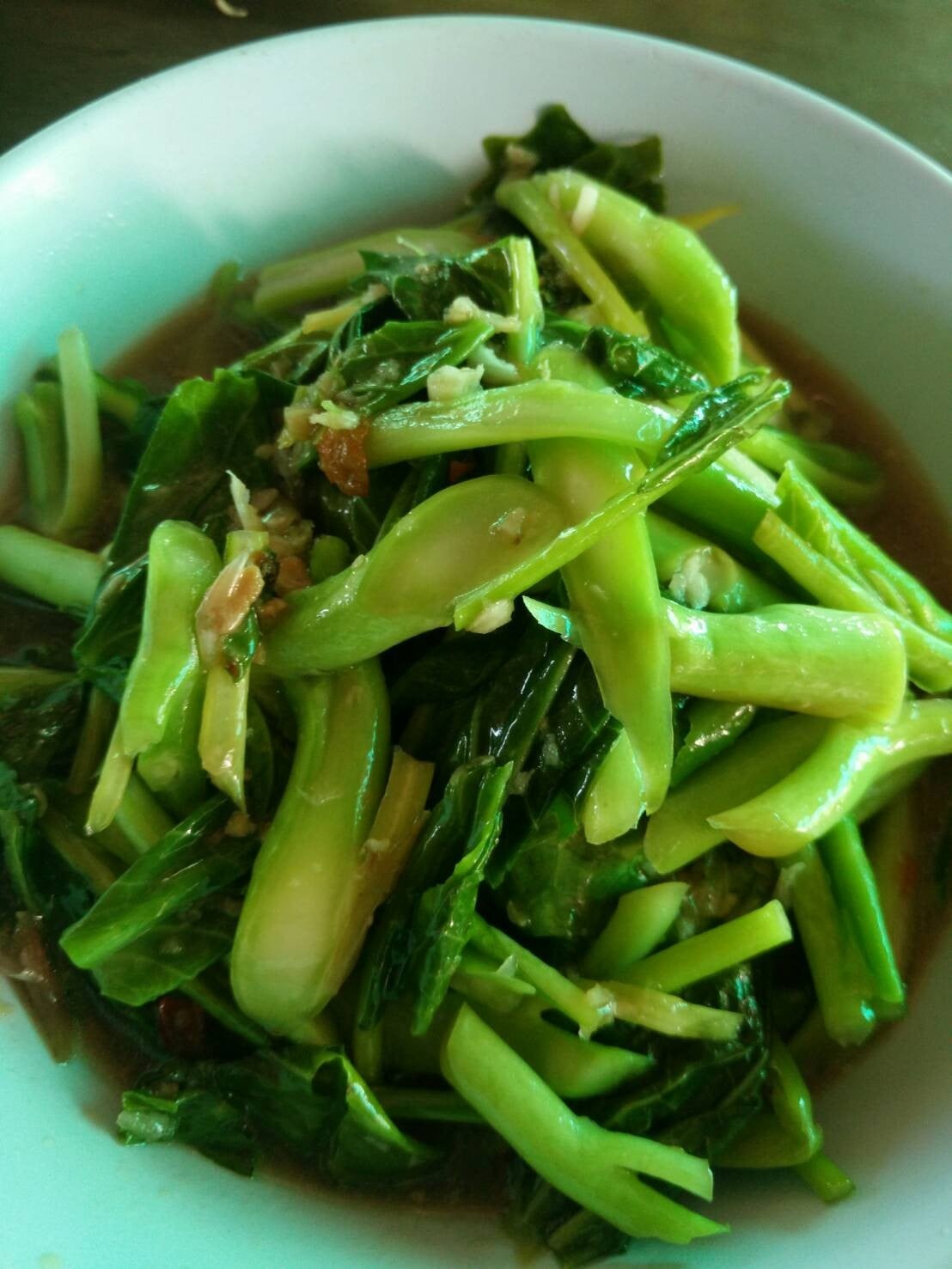 ผัดคะน้า ไฟแดง