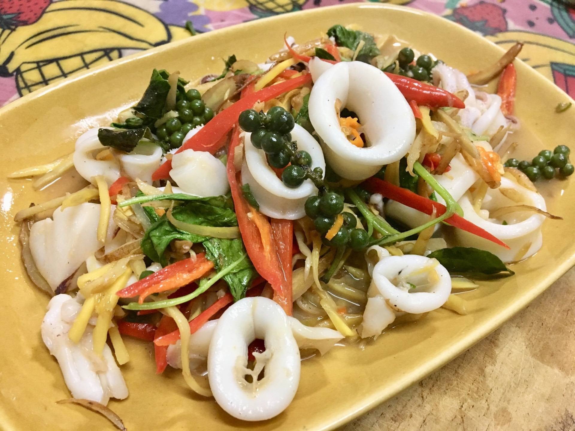 ผัดฉ่าปลาหมึก