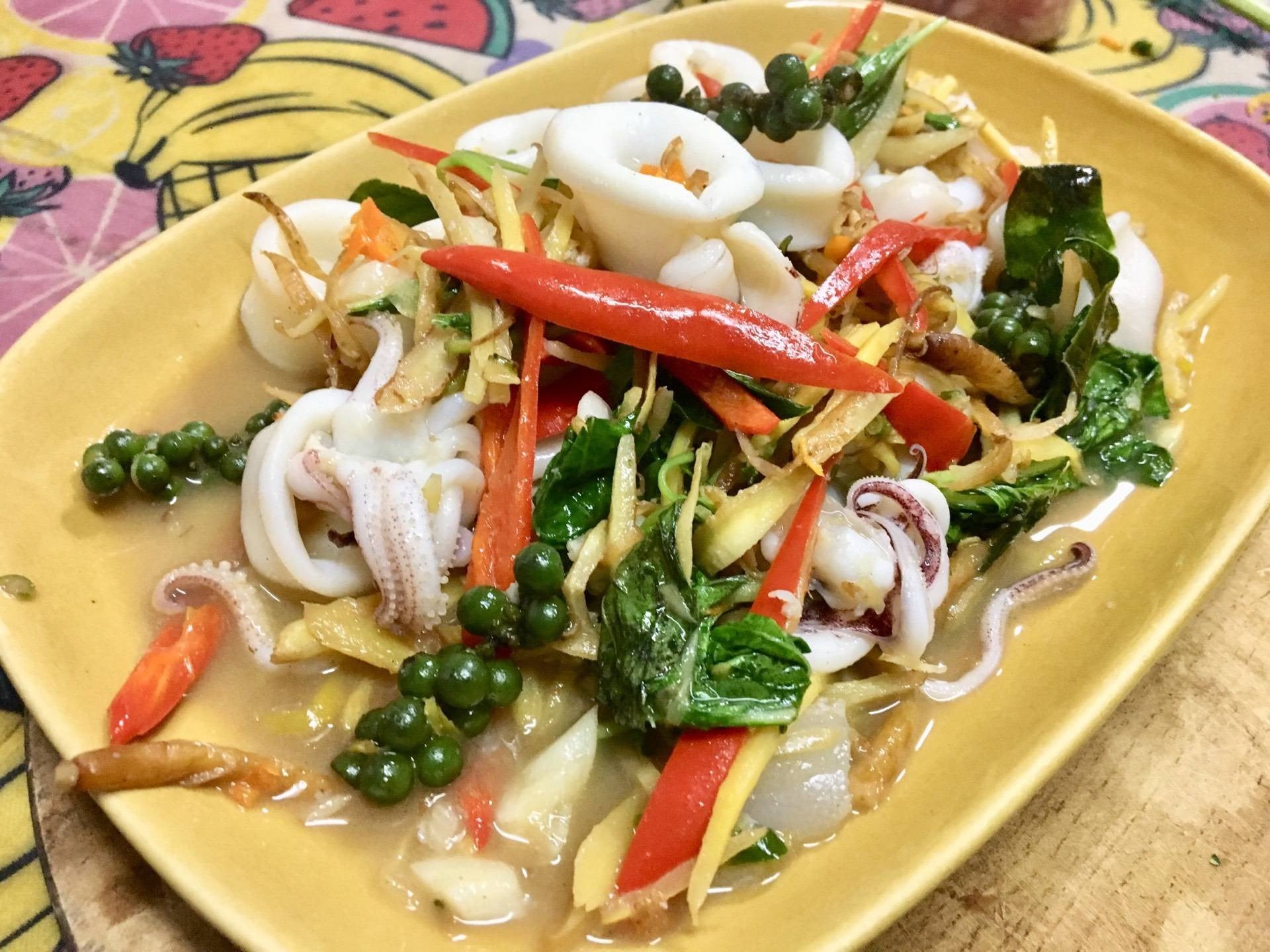 ผัดฉ่าปลาหมึก