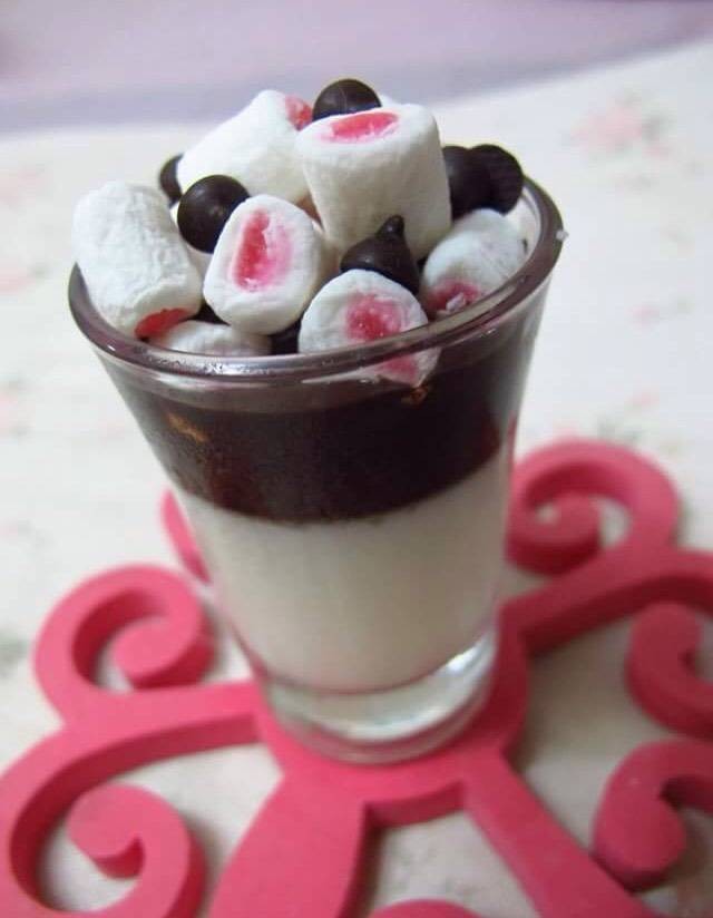 พานาคอตต้า ซอสชอคโกแลต มาร์ชเมลโล่