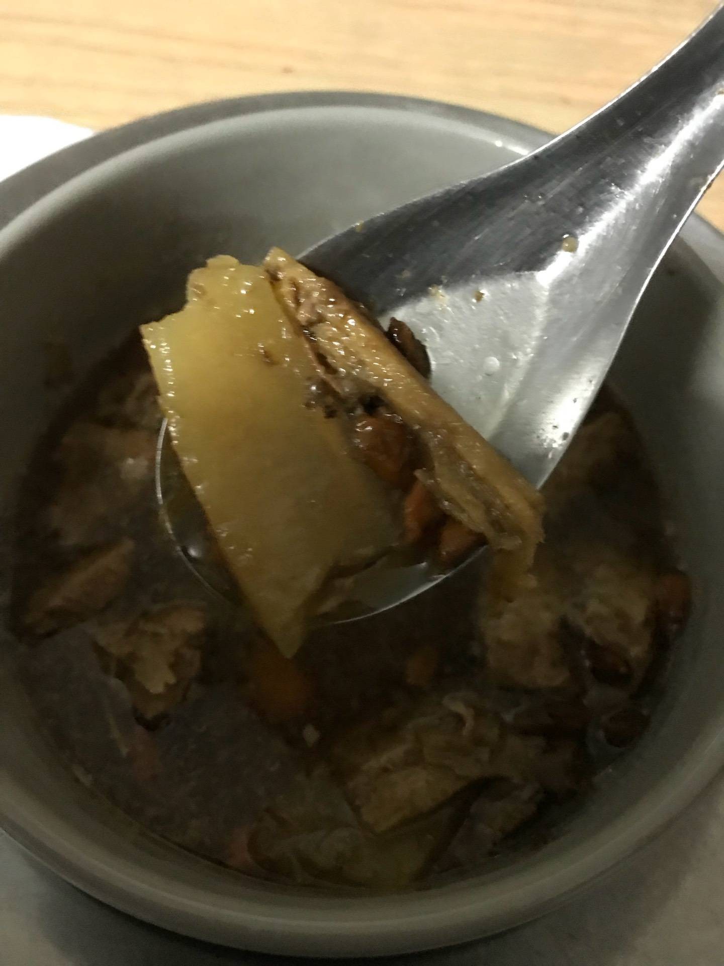 ซี่โครงตุ๋นยาจีนแบบดั้งเดิม
