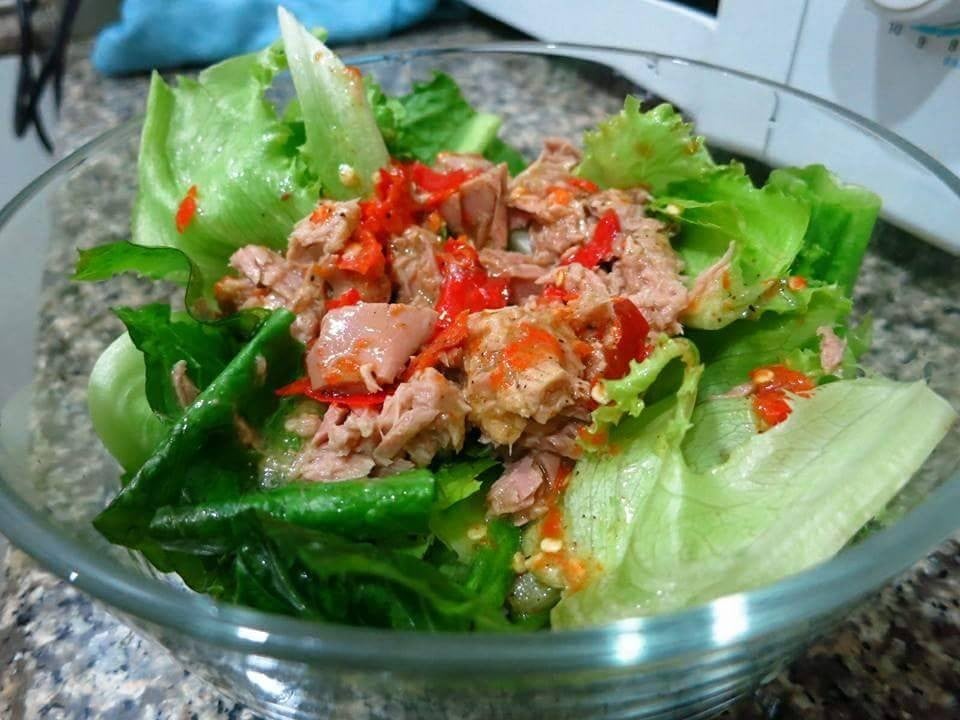 สลัดทูน่าแบบปันปัน