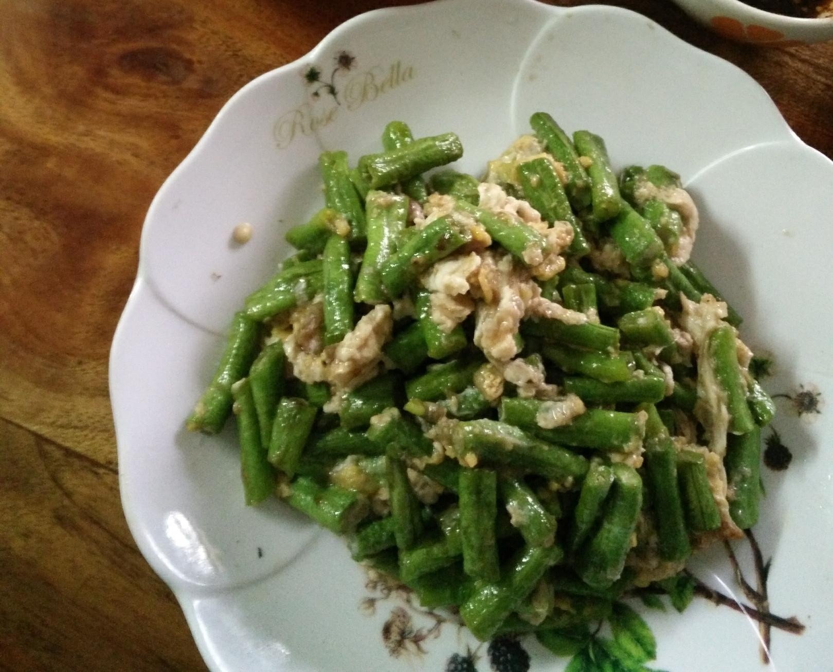 ถั่วฝักยาวผัดไข่