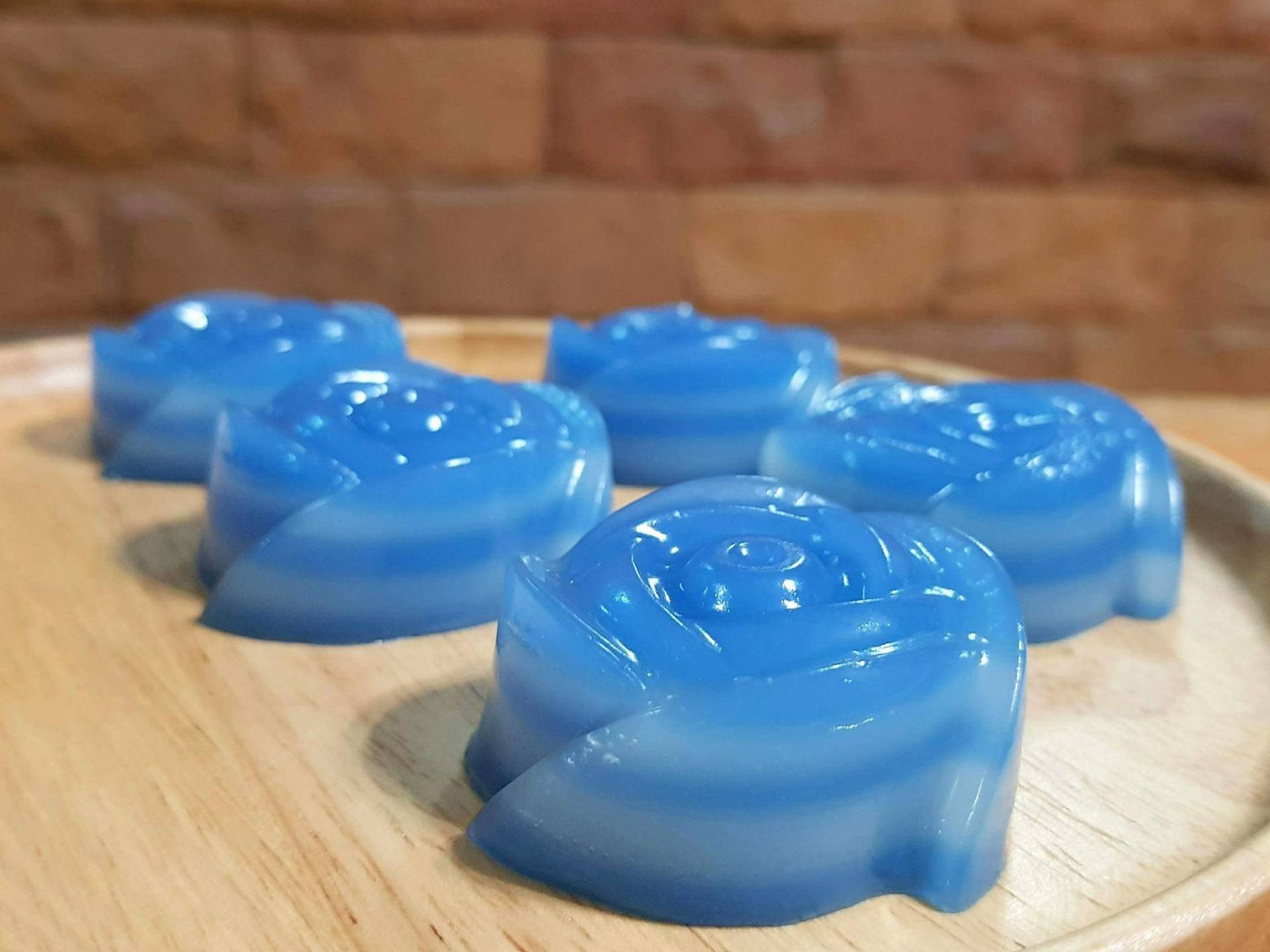 ขนมชั้น (อัญชัน)