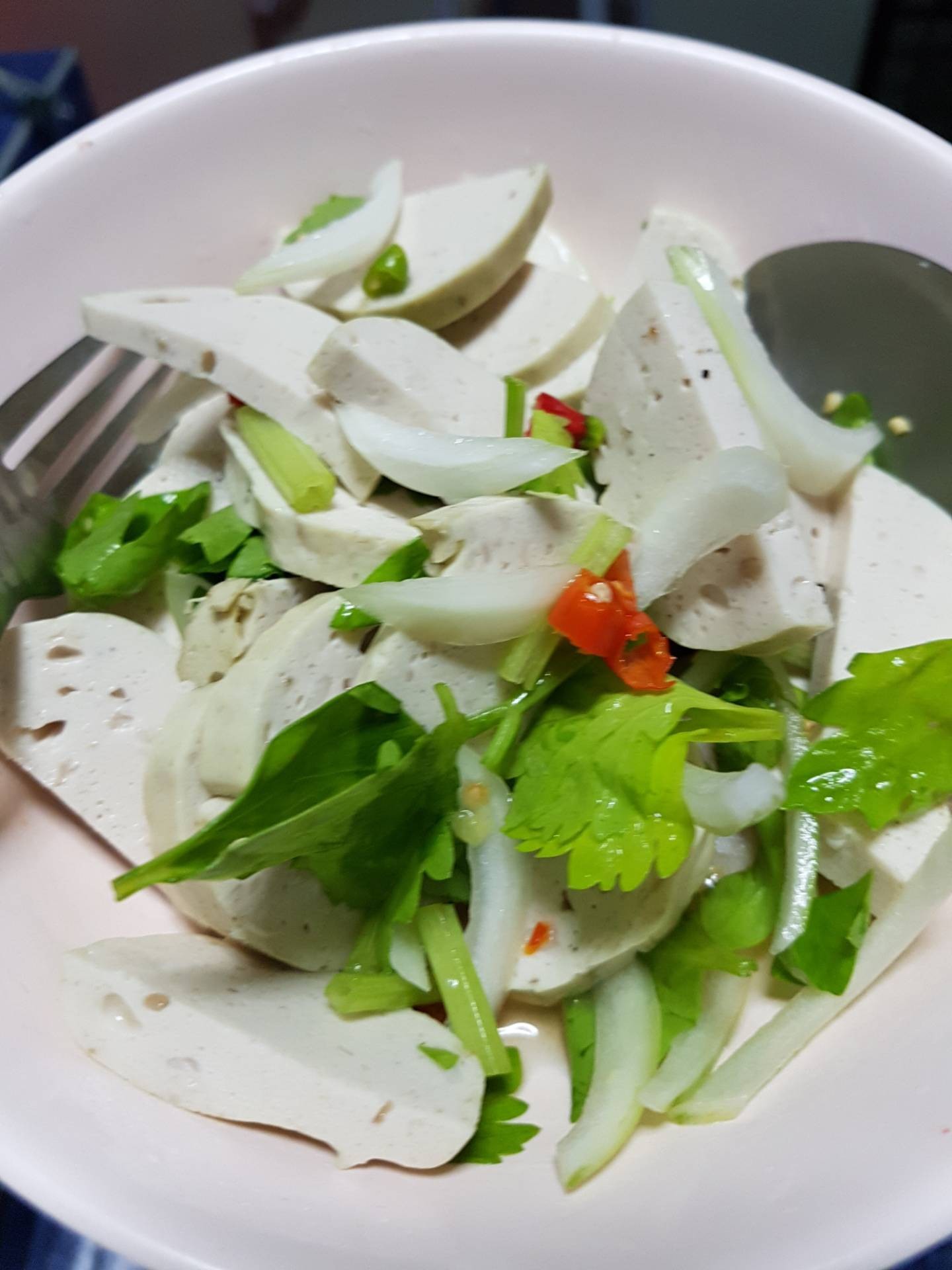 ยำหมูยอ