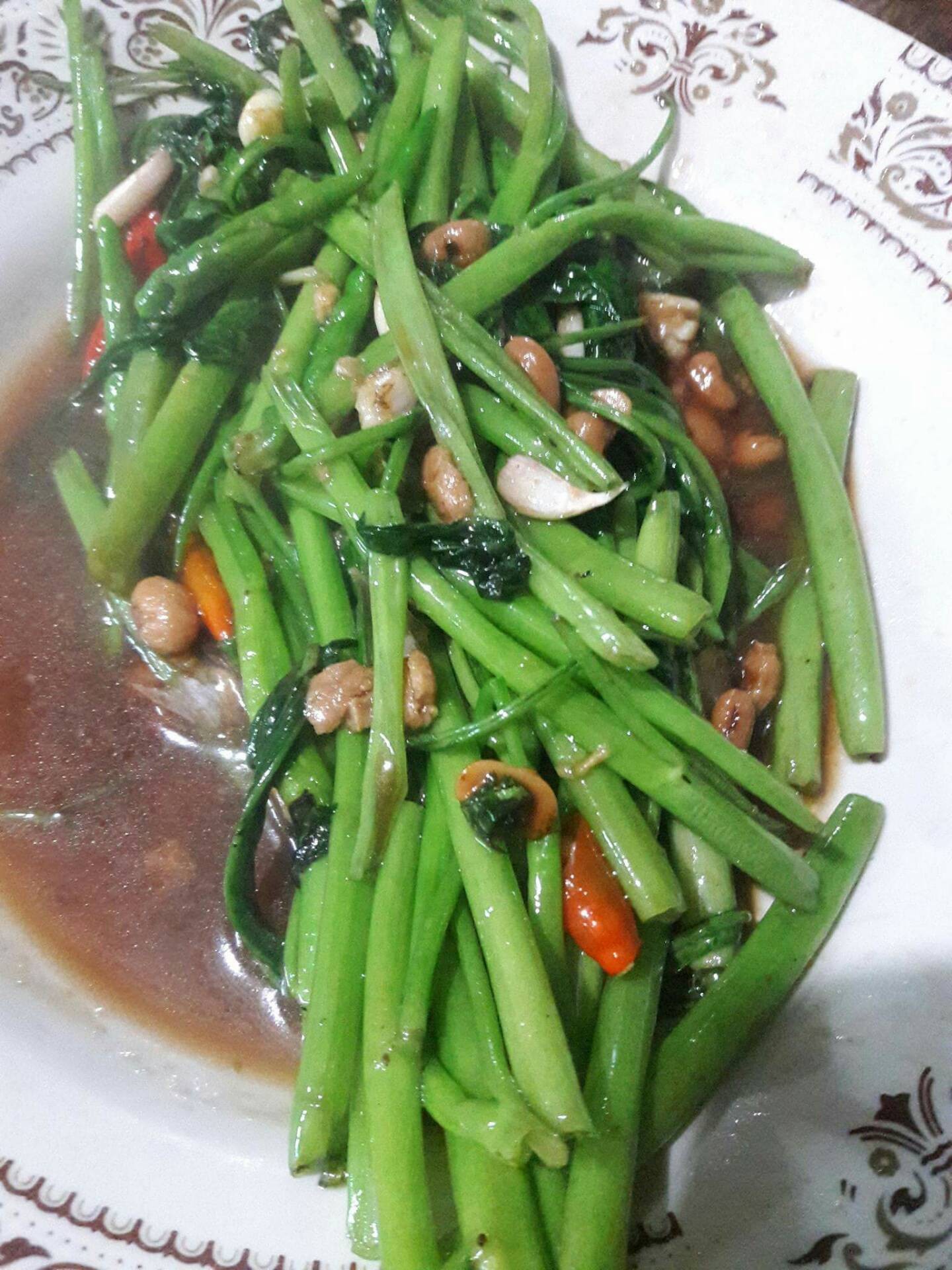 ผัดผักบุ้งไฟแดง
