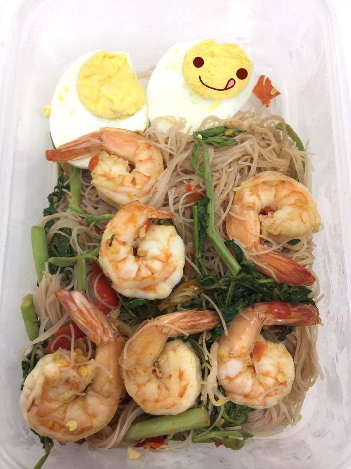 หมี่กระเฉด คลีน