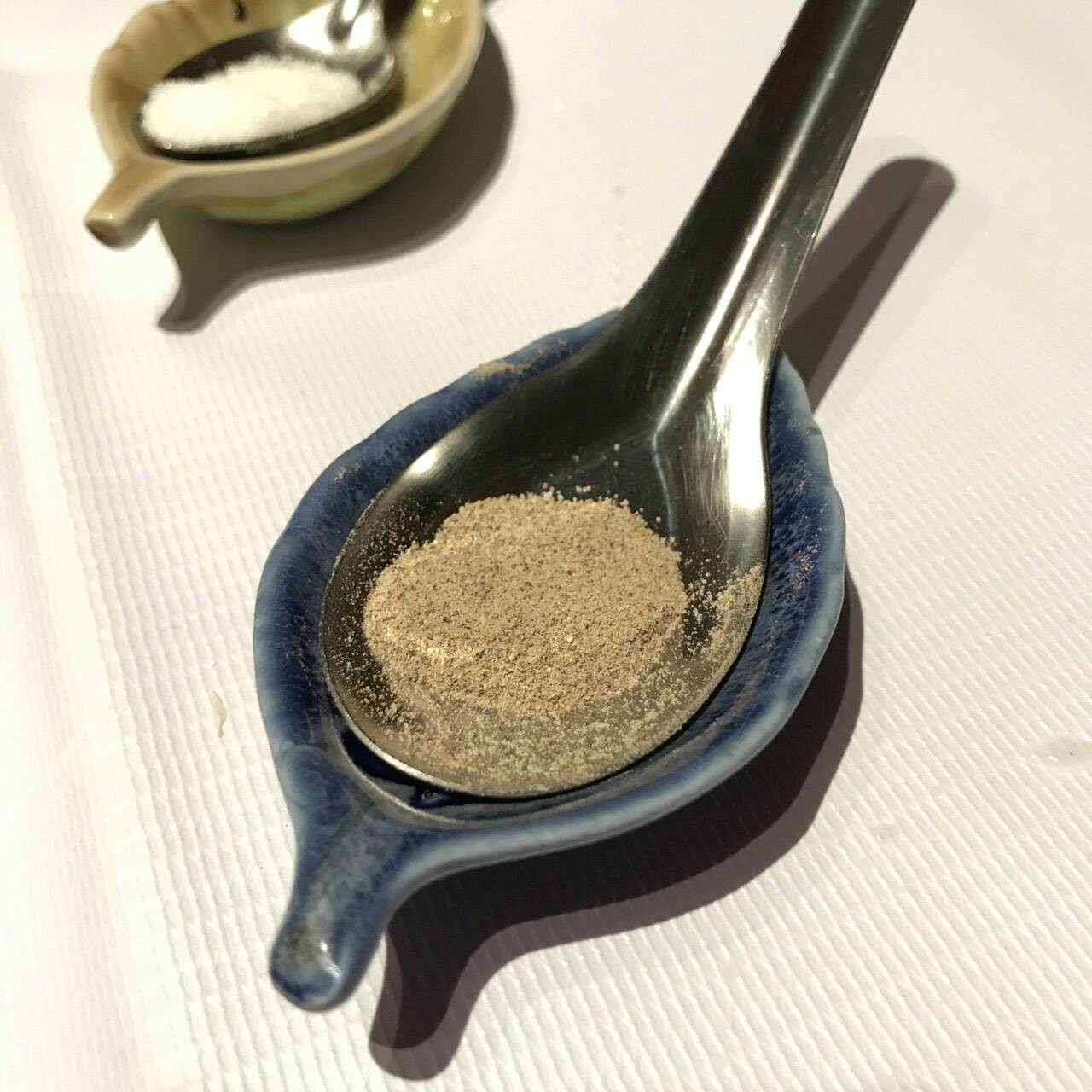 สันนอกหมูย่างเกลือ (ทอด)