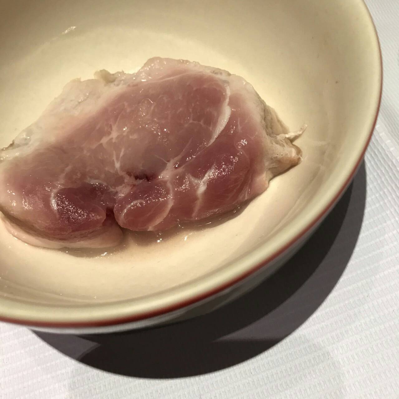 สันนอกหมูย่างเกลือ (ทอด)