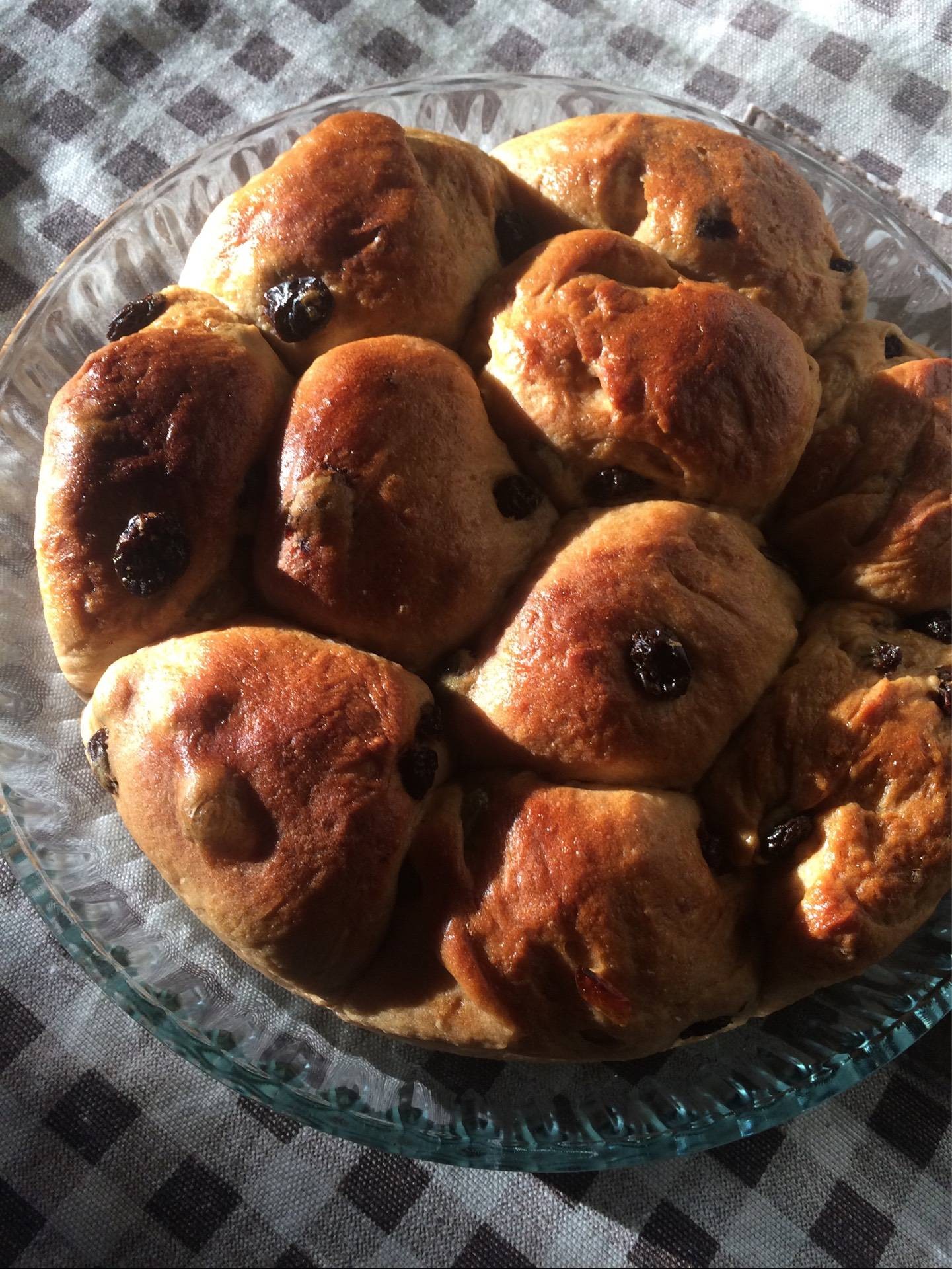 ขนมปังโฮลวีตลูกเกด