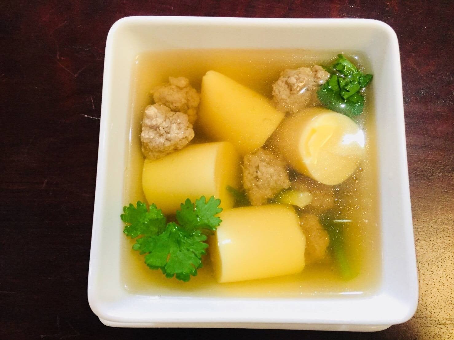 แกงจืดเต้าหู้หมูสับ