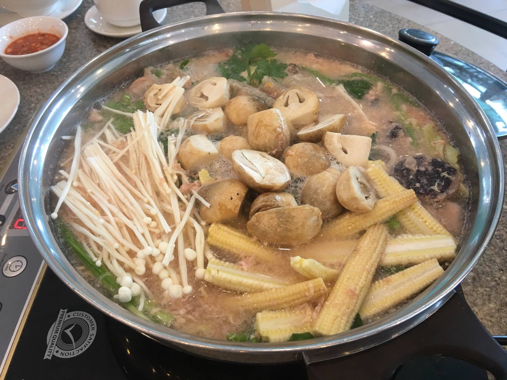 เรือนหยก สุขสวัสดิ์ 30 สุกี้โบราณ