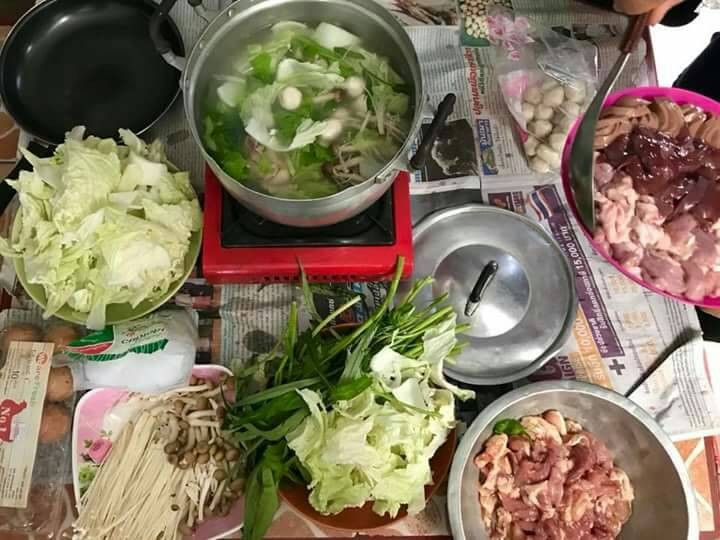 สุกี้หมูแบบปาร์ตี้