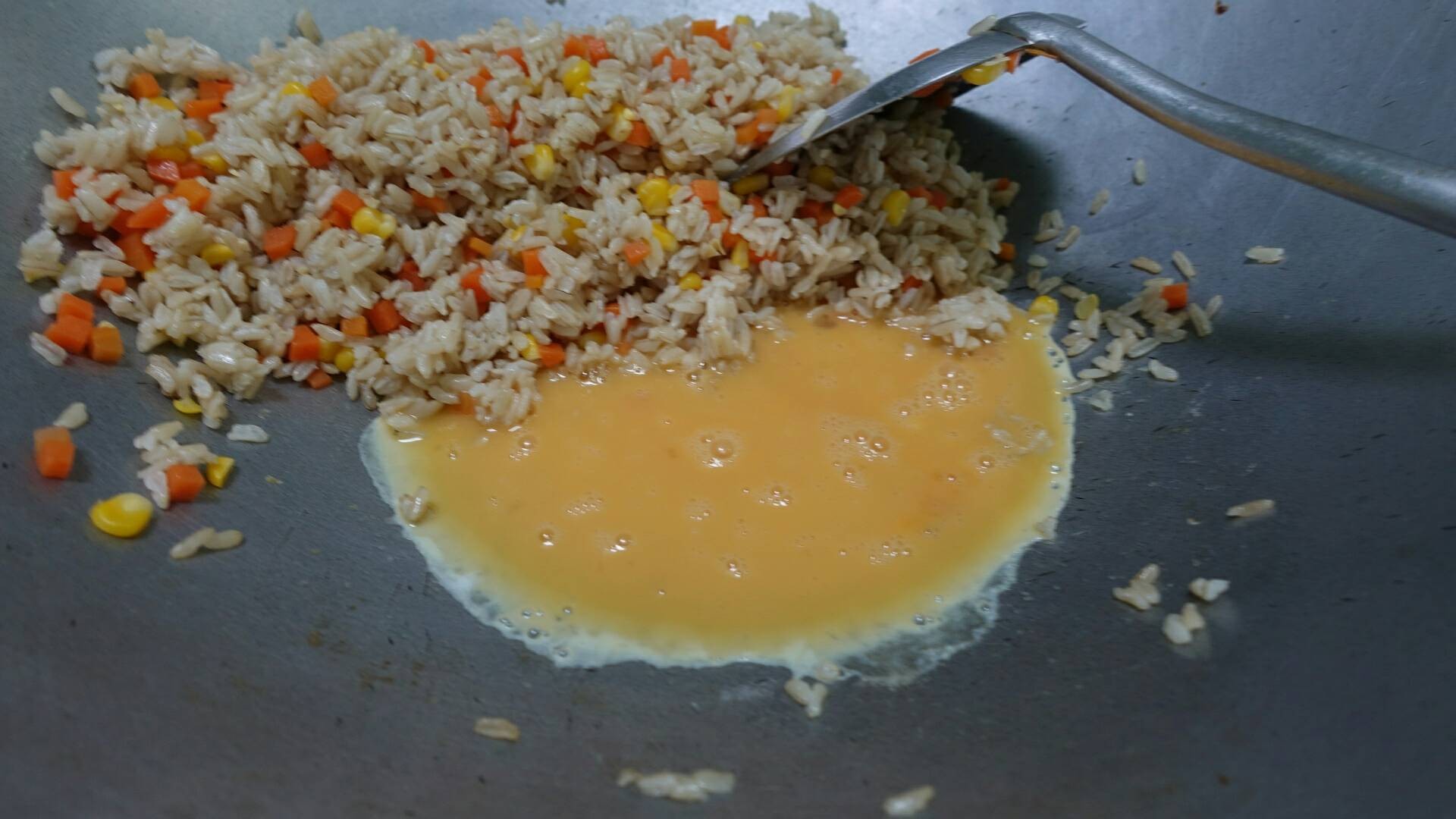 ข้าวผัดสองสี