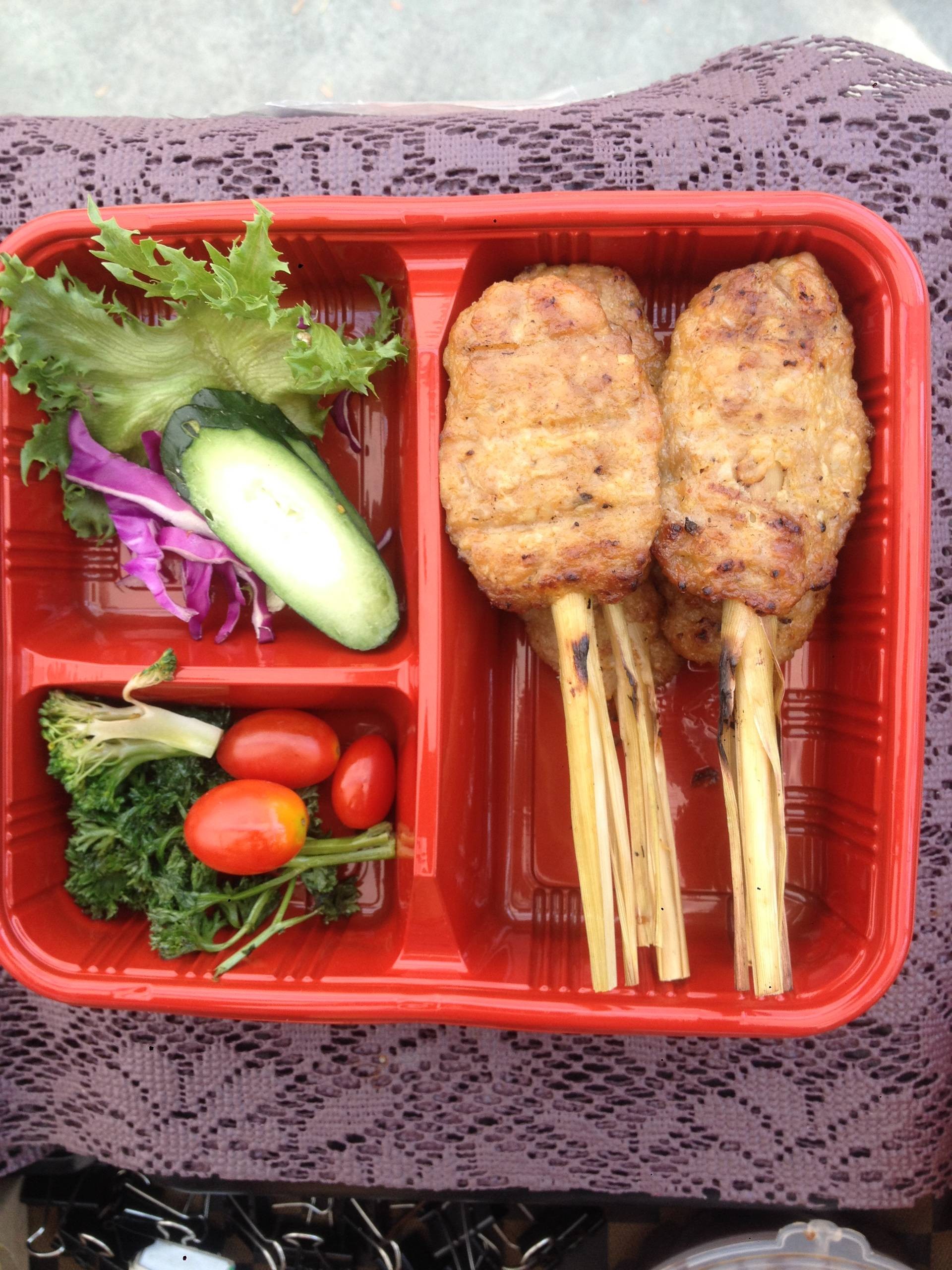 ไก่พันตะไคร้ย่าง