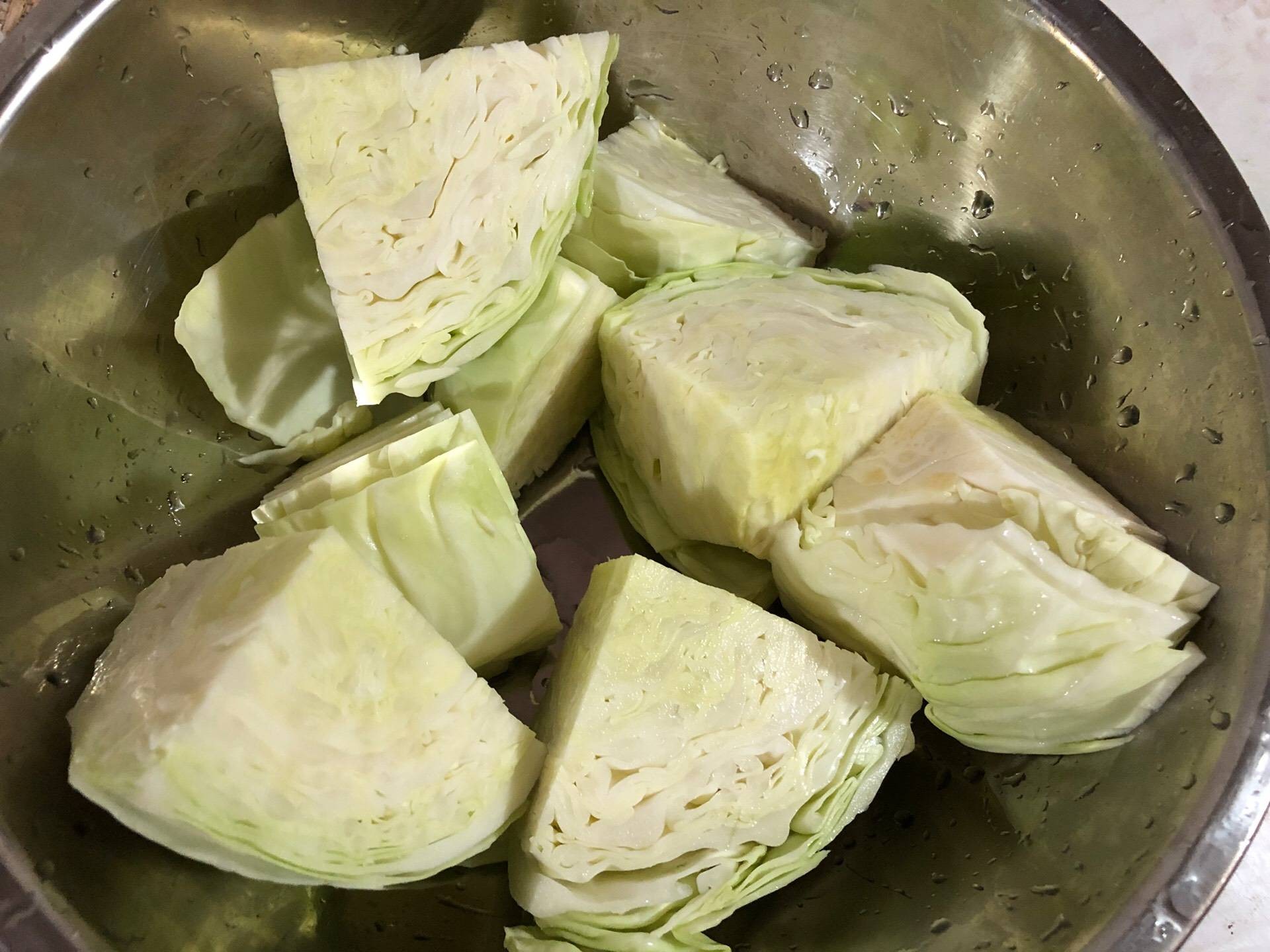 กะหล่ำปลีผัดน้ำปลา