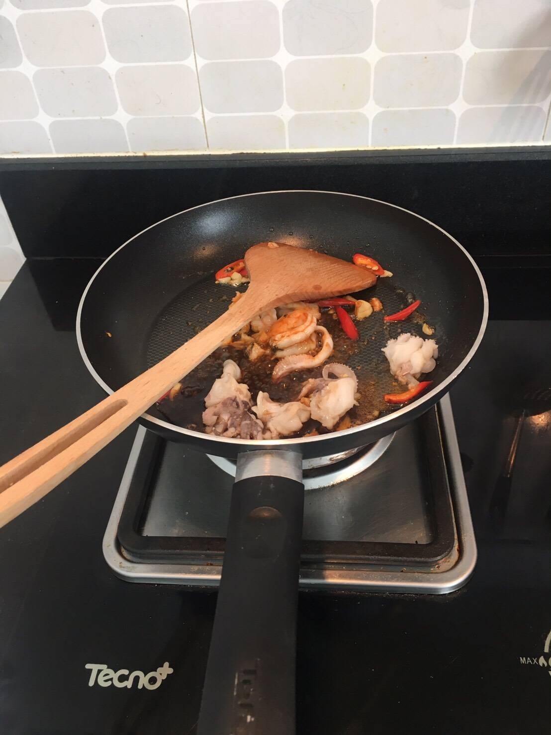 สปาเกตตี้ขี้เมาทะเล