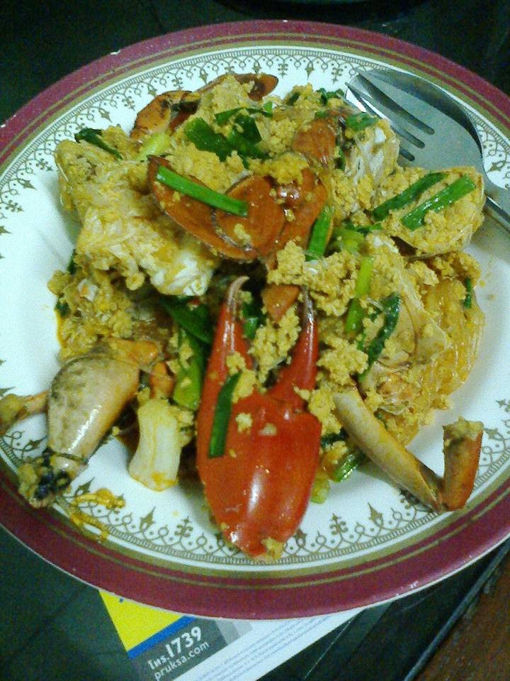 ปูผัดผงกะหรี่