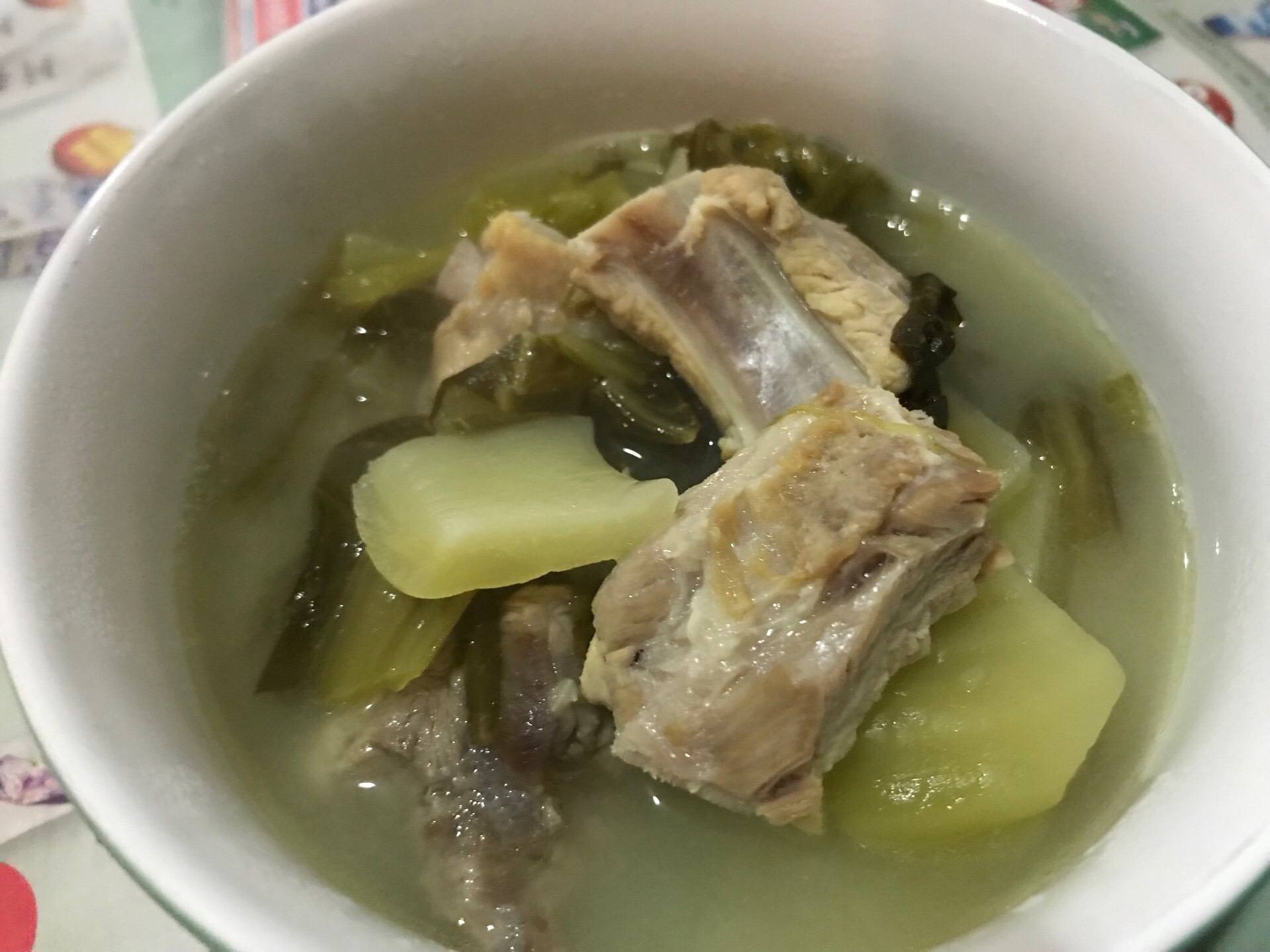 ต้มจืดผักกาดดอง ใส่กระดูกหมู