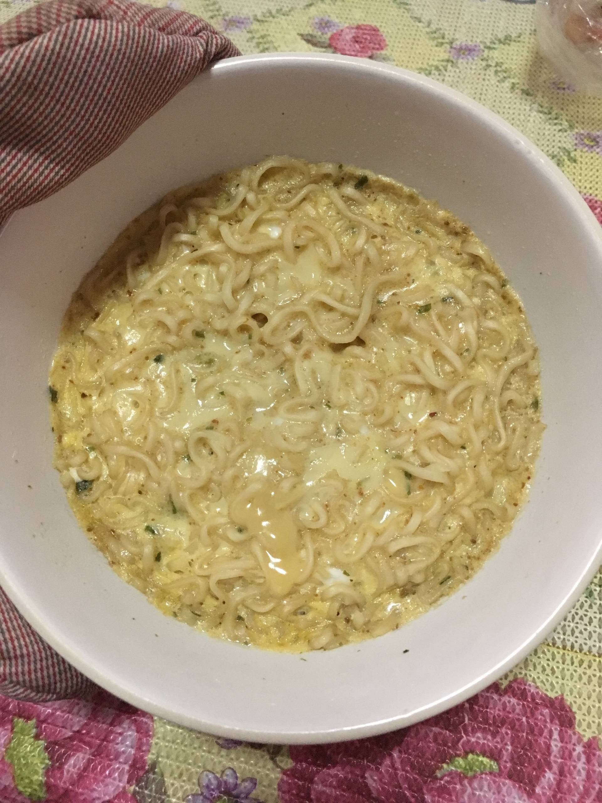 มาม่าเด็กหอ