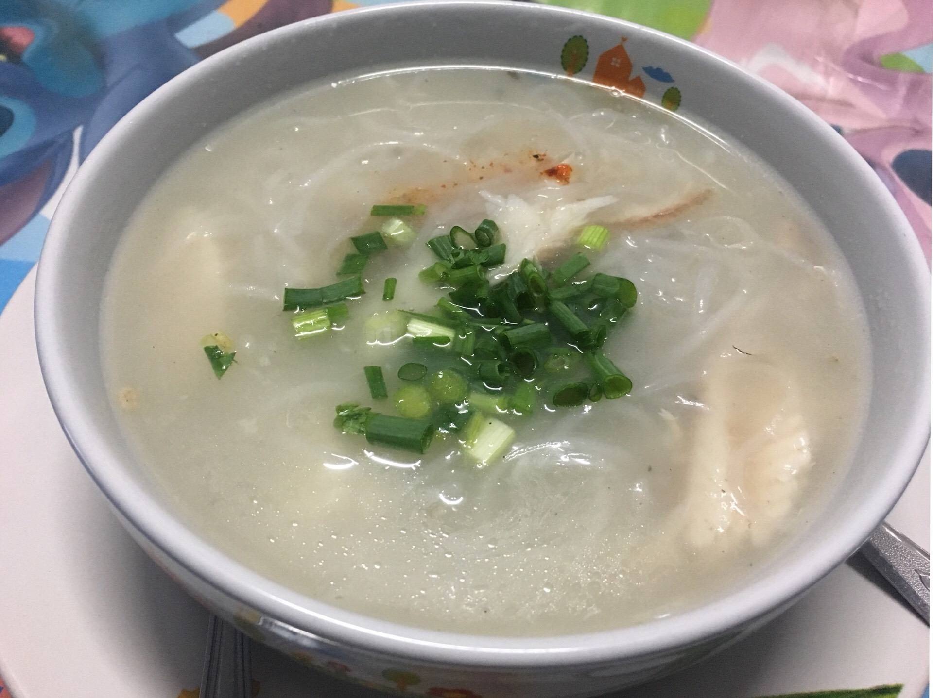 ก๋วยจั๊บญวน ปลา