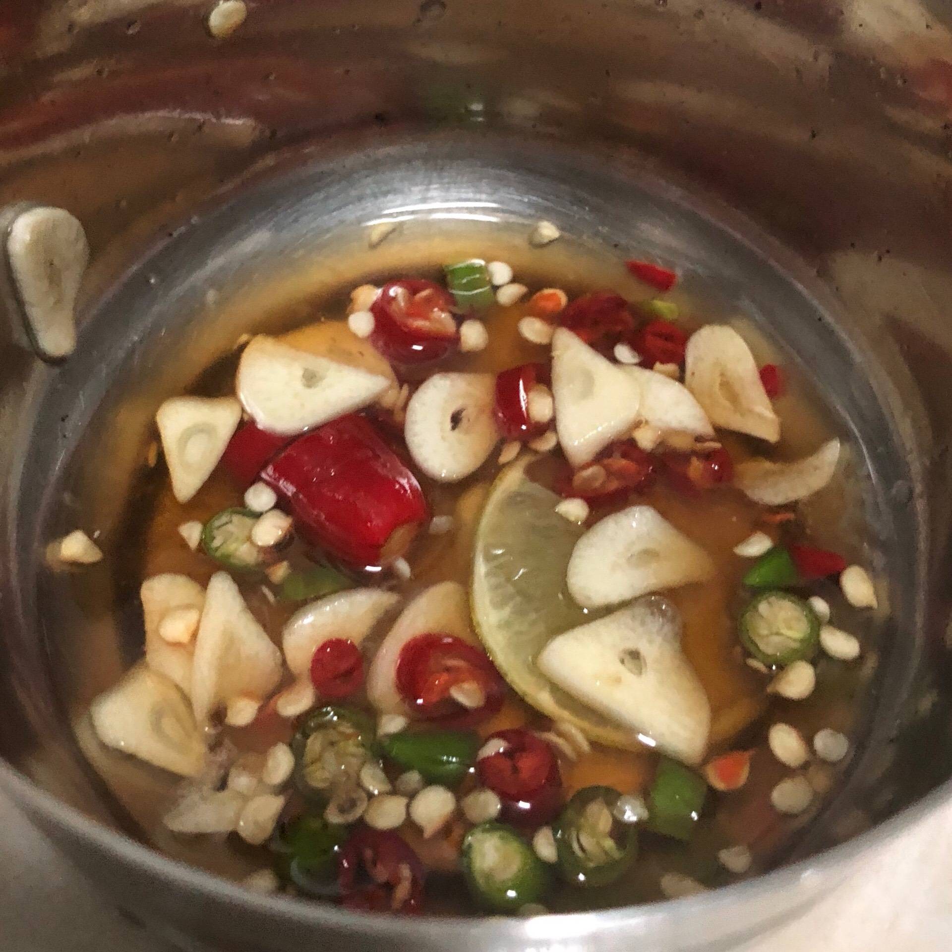 พริกน้ำปลารสเด็ด