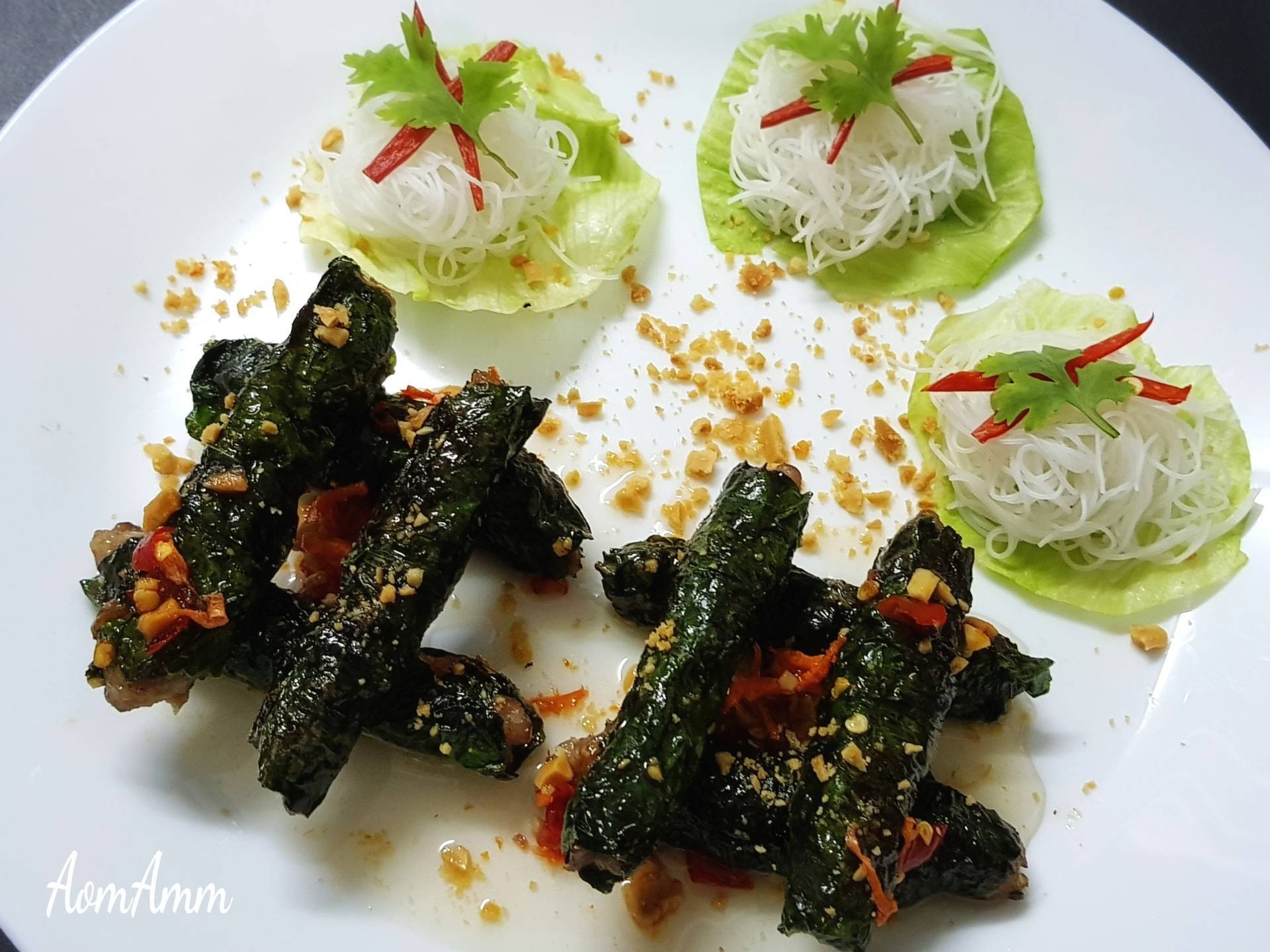 เส้นหมี่หมูย่างห่อใบชะพลู (#) 🐷