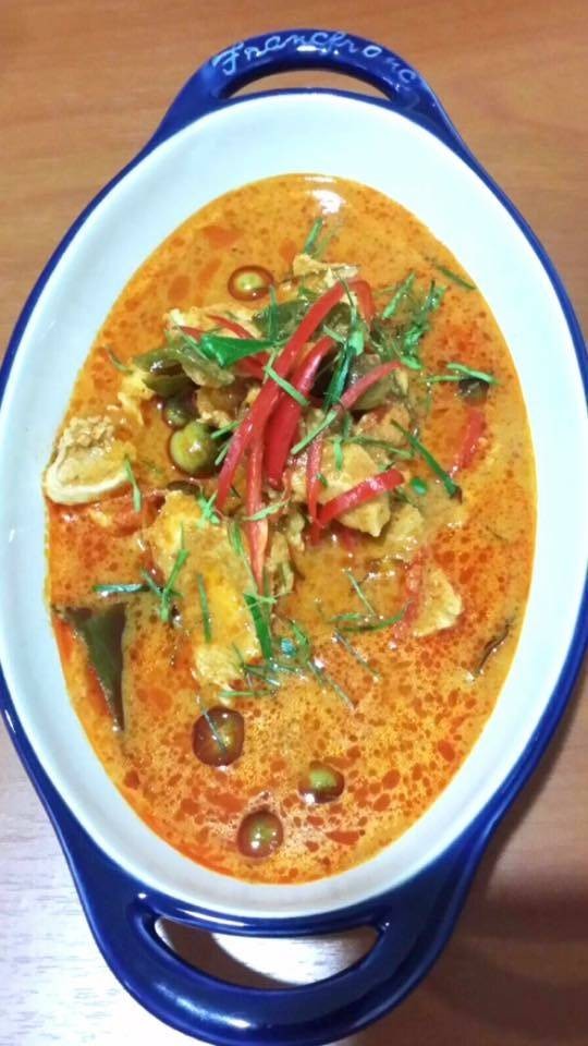 แพนงอกไก่