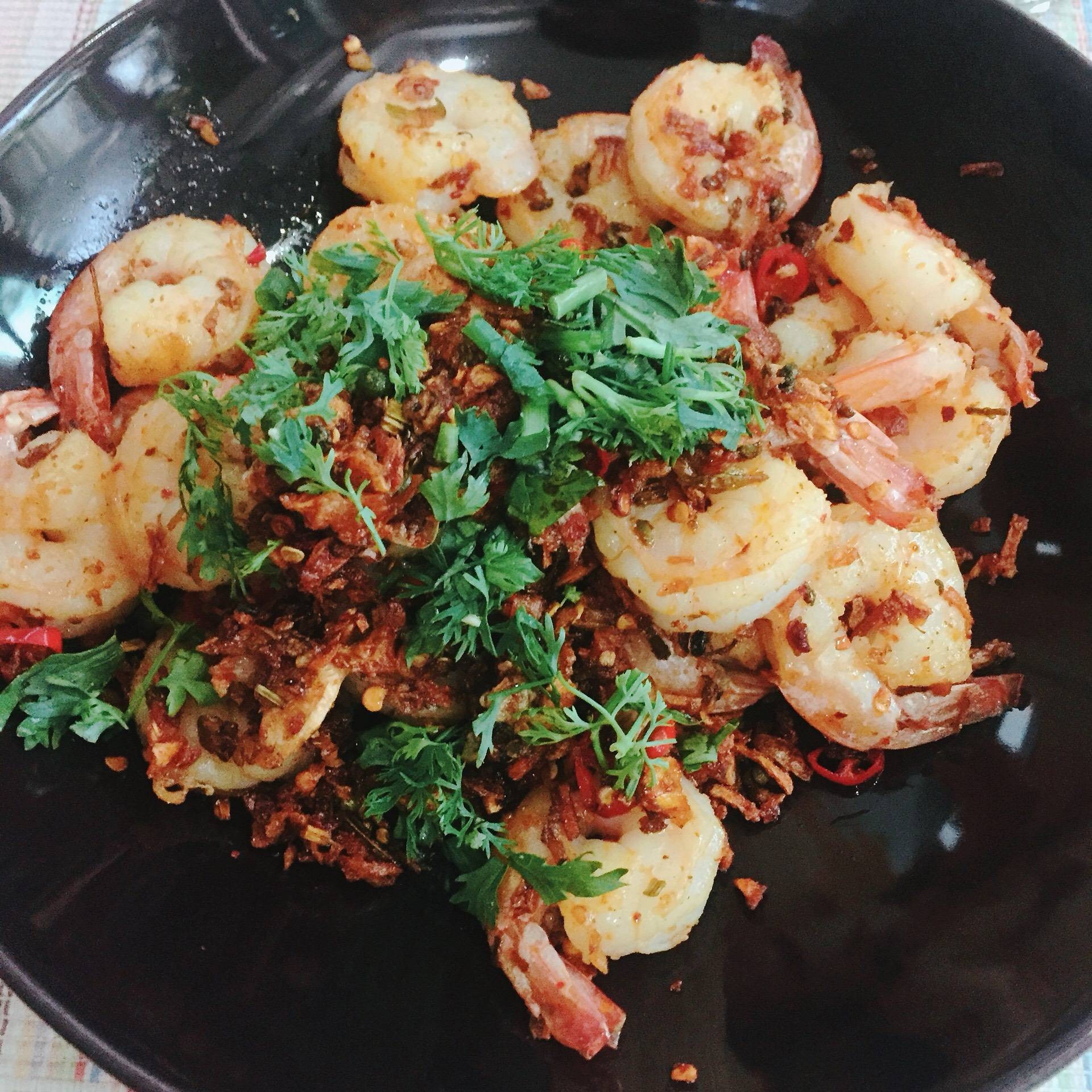 กุ้งคั่วสมุนไพร