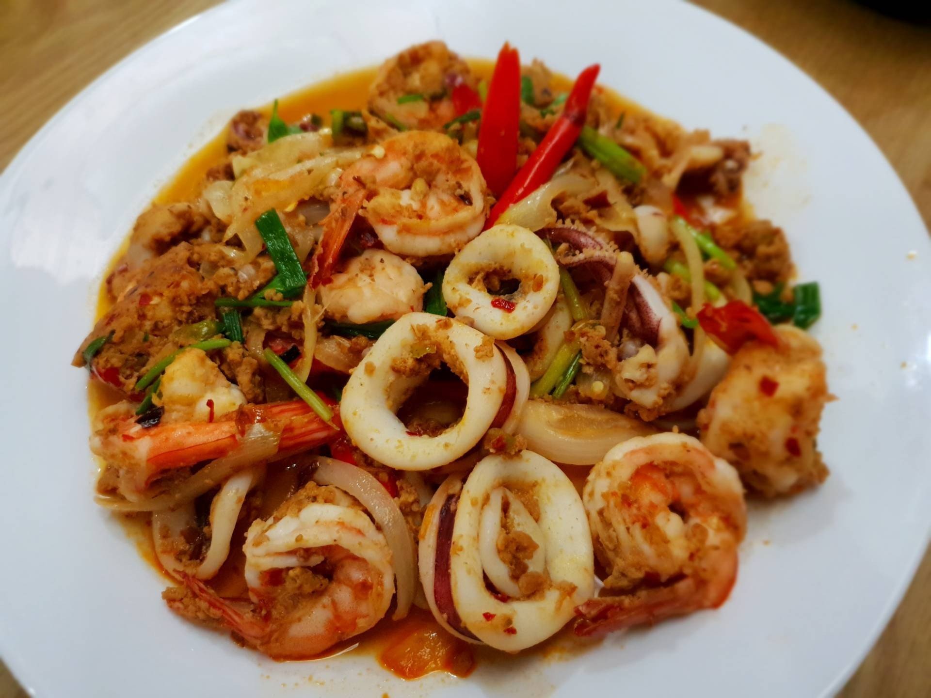 ทะเลผัดผงกะหรี่