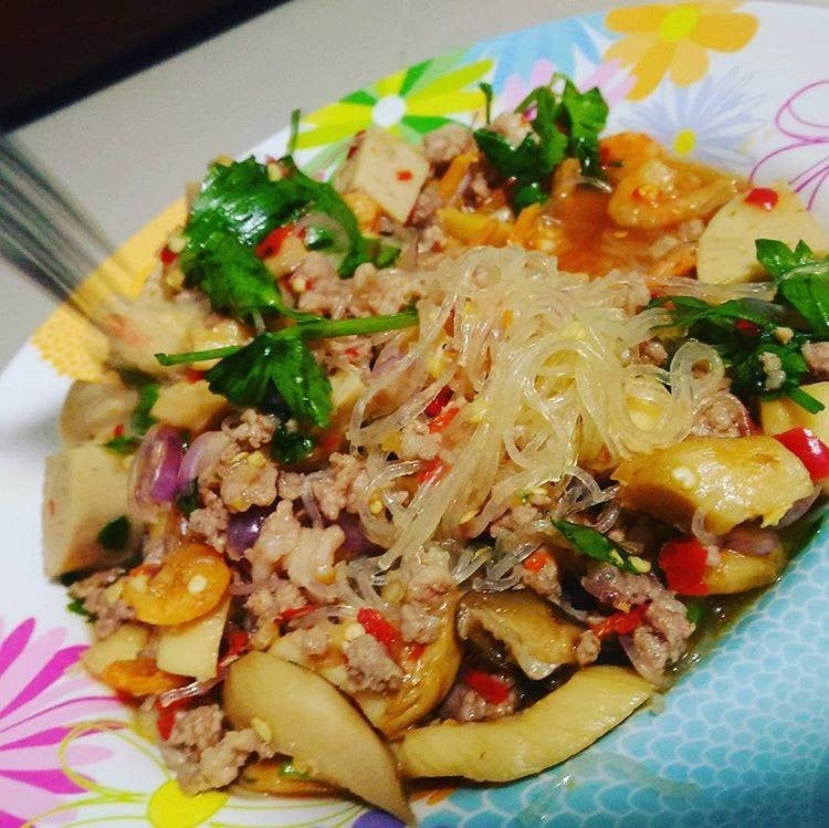 ยำดารา(วุ้นเส้น)