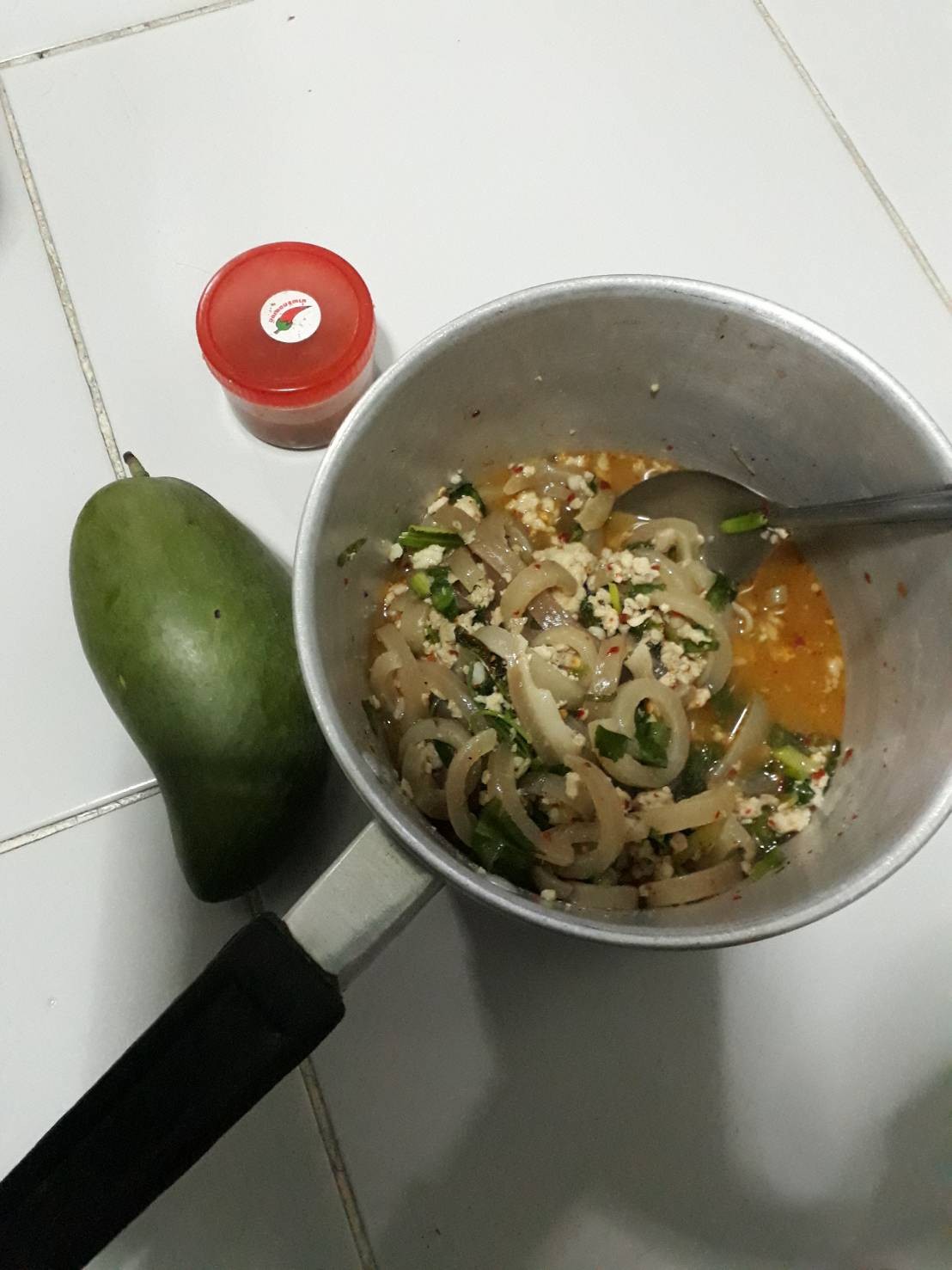 ลาบหนังหมูมะม่วงซอย