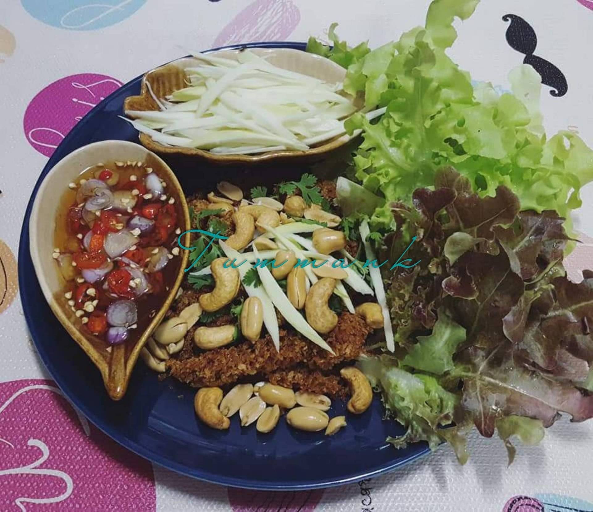 ยำปลาดุกฟู