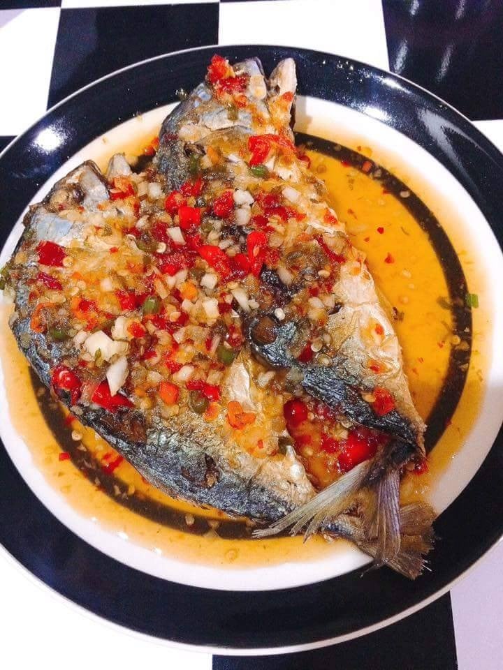 ปลาทูราดพริกหวาน