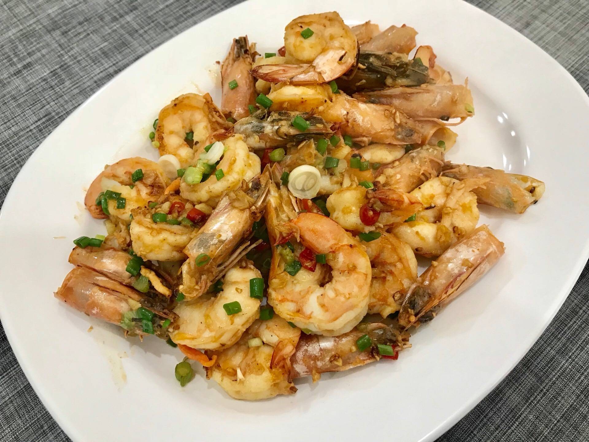 กุ้งผัดพริกเกลือ