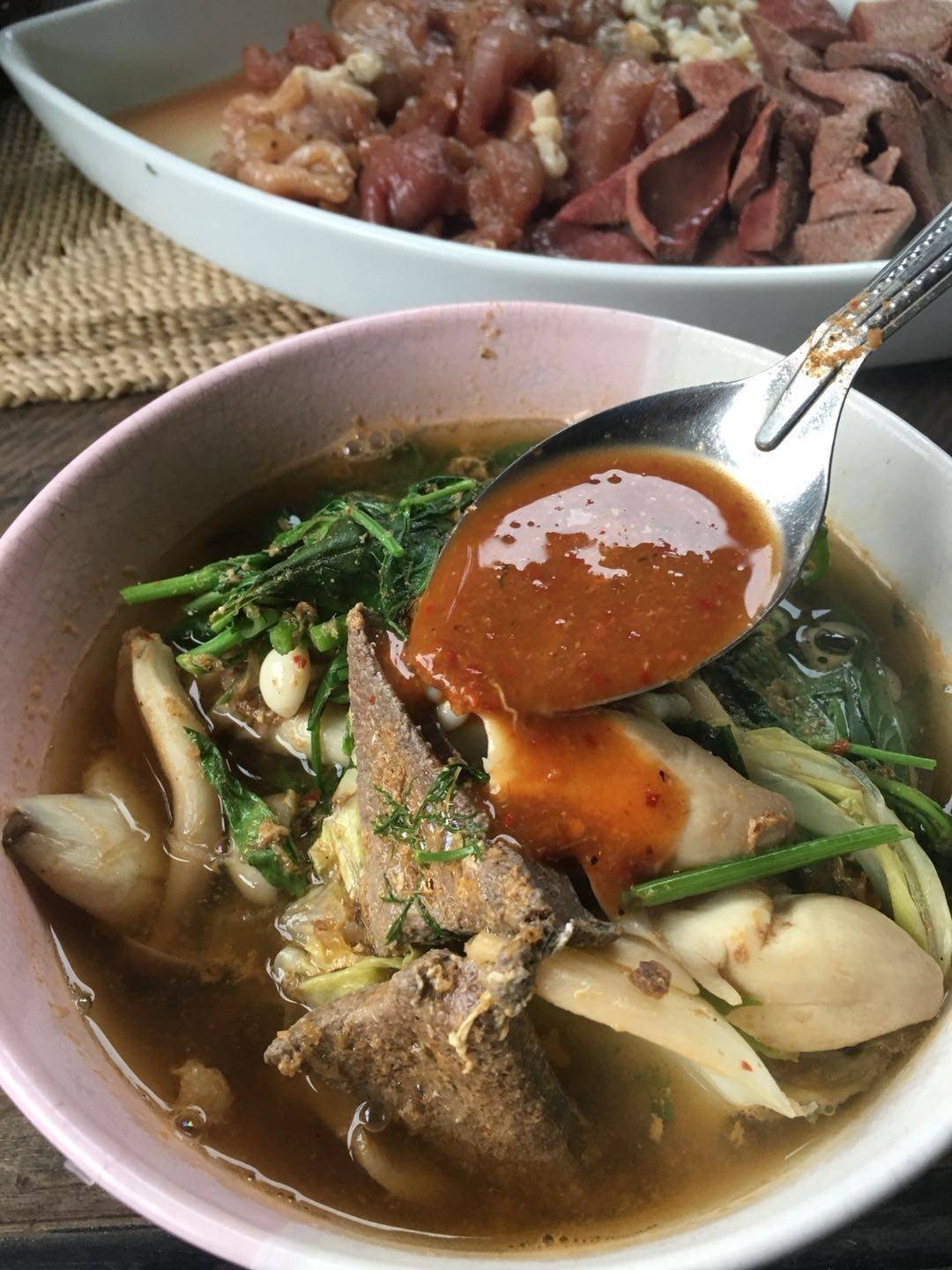 แจ่วฮ้อนง่ายๆ แต่เก๋ แซบ เวอร์