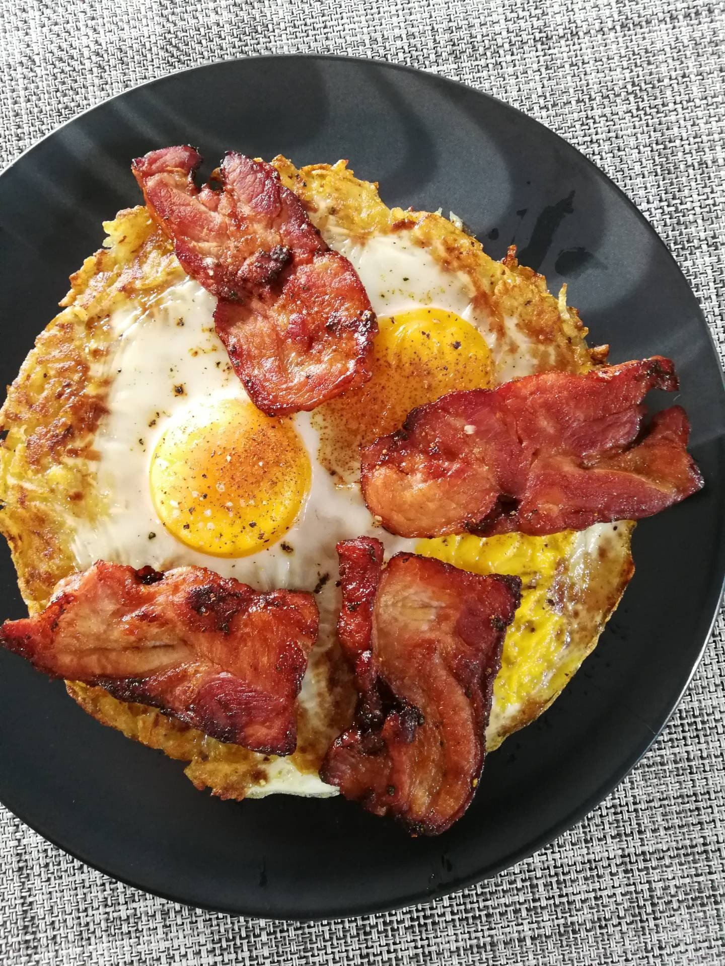 Eggs baked in Hash Browns