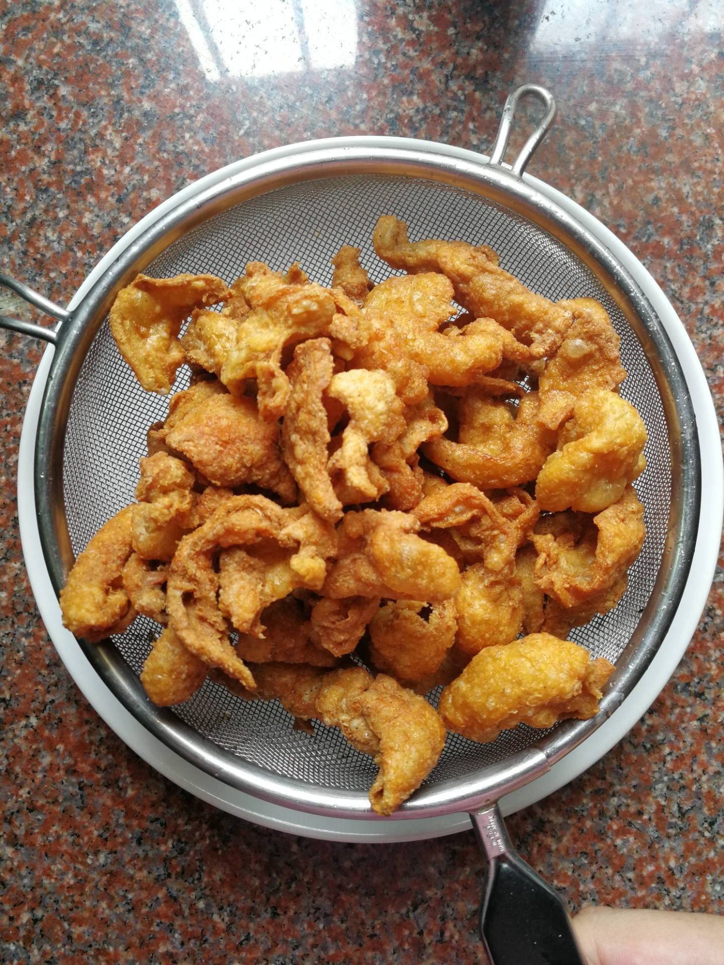 หนังไก่ทอด กรอบๆ