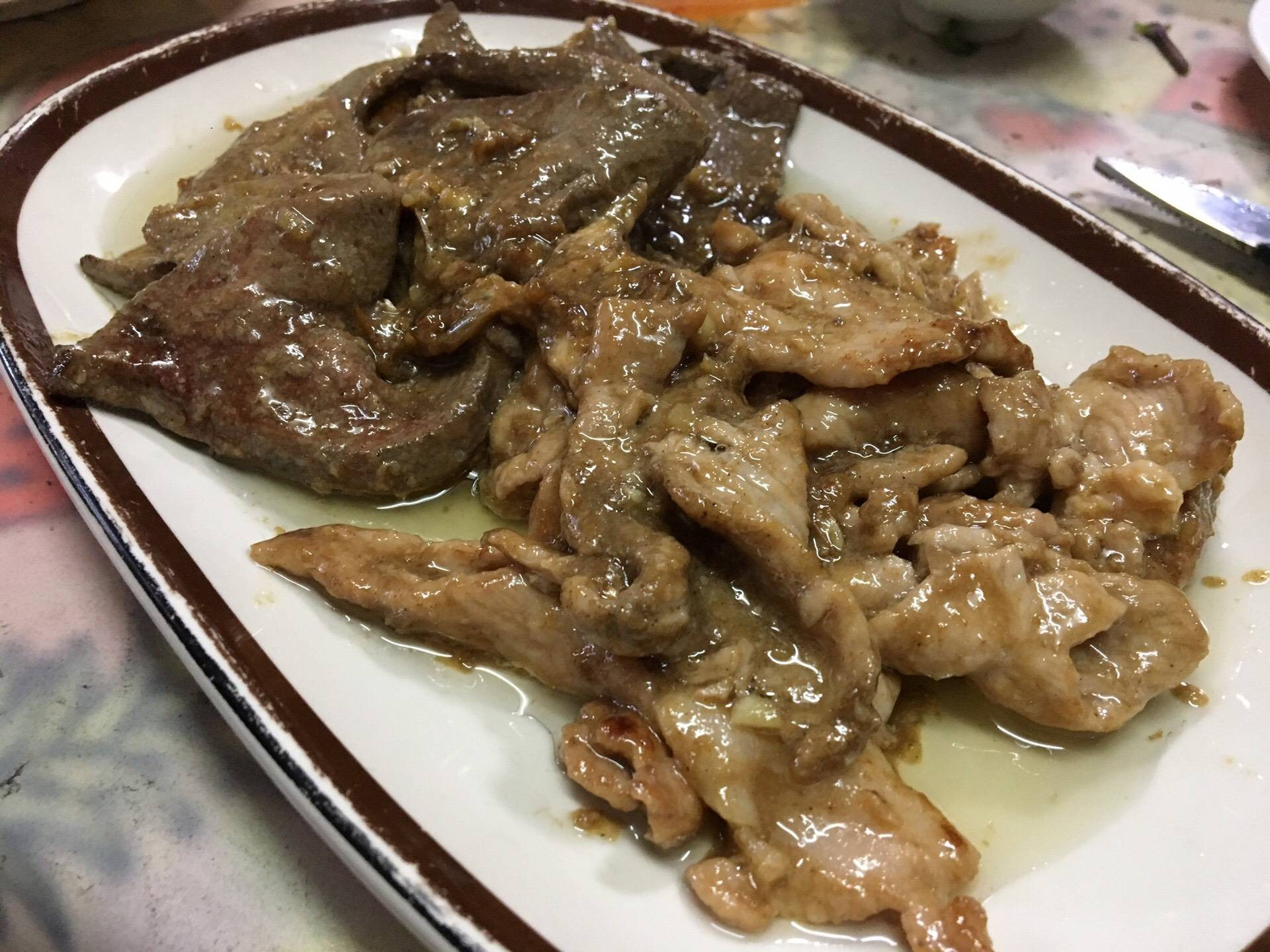 หมูนุ่มตับผัดกระเทียมพริกไทย