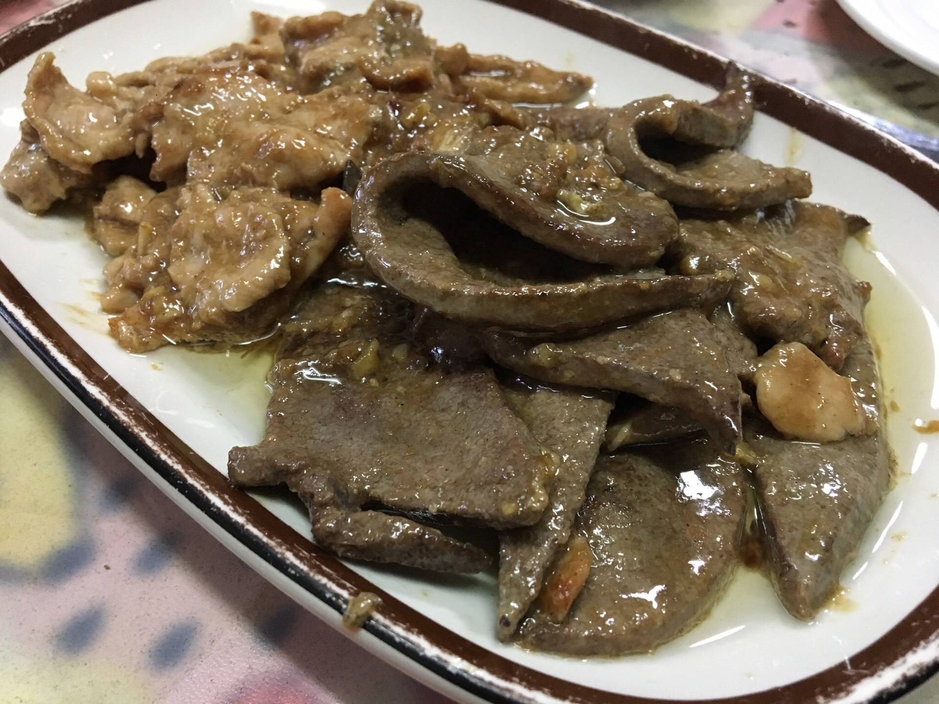 หมูนุ่มตับผัดกระเทียมพริกไทย