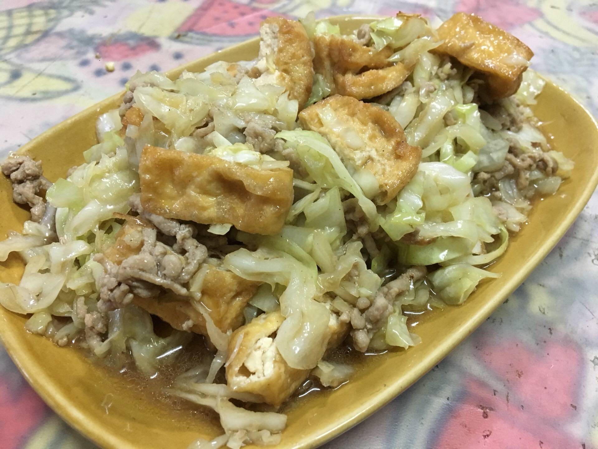 เต้าหู้ผัดหมูสับกะหล่ำปลีน้ำมันงา