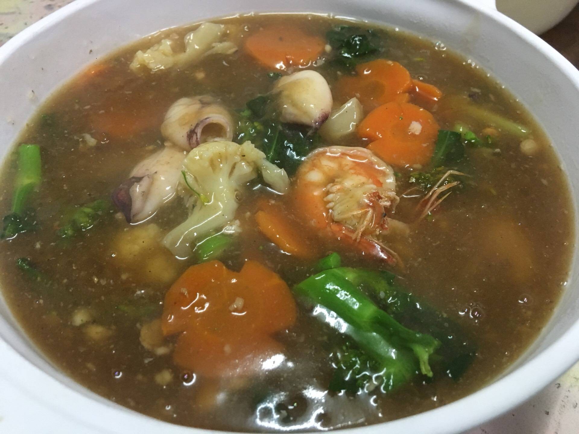 ราดหน้าคะน้าฮ่องกงดอกกะหล่ำ