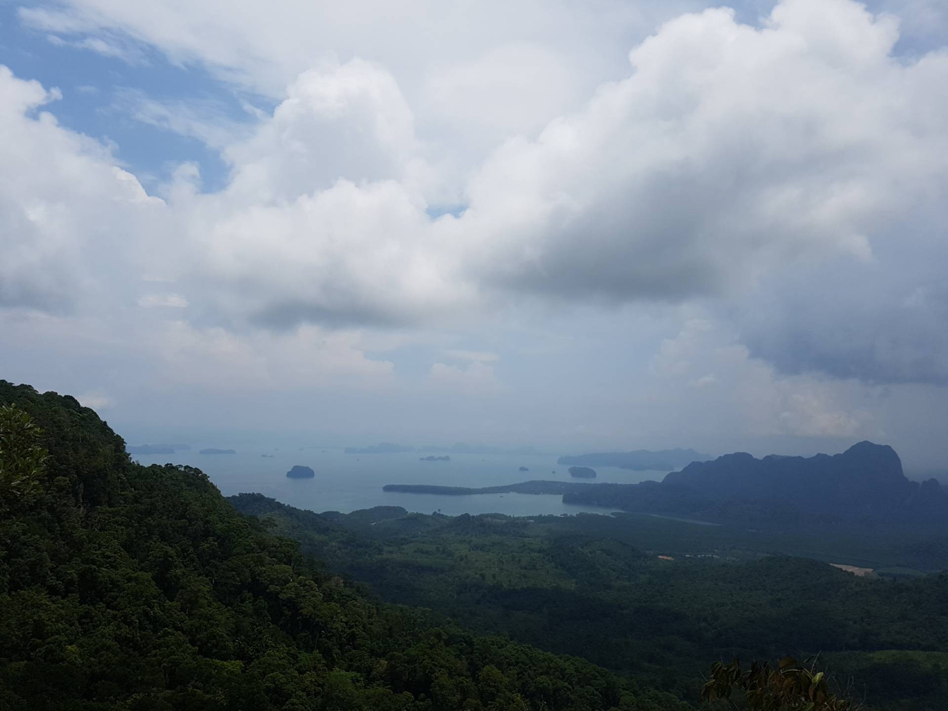 เขาหงอนนาค