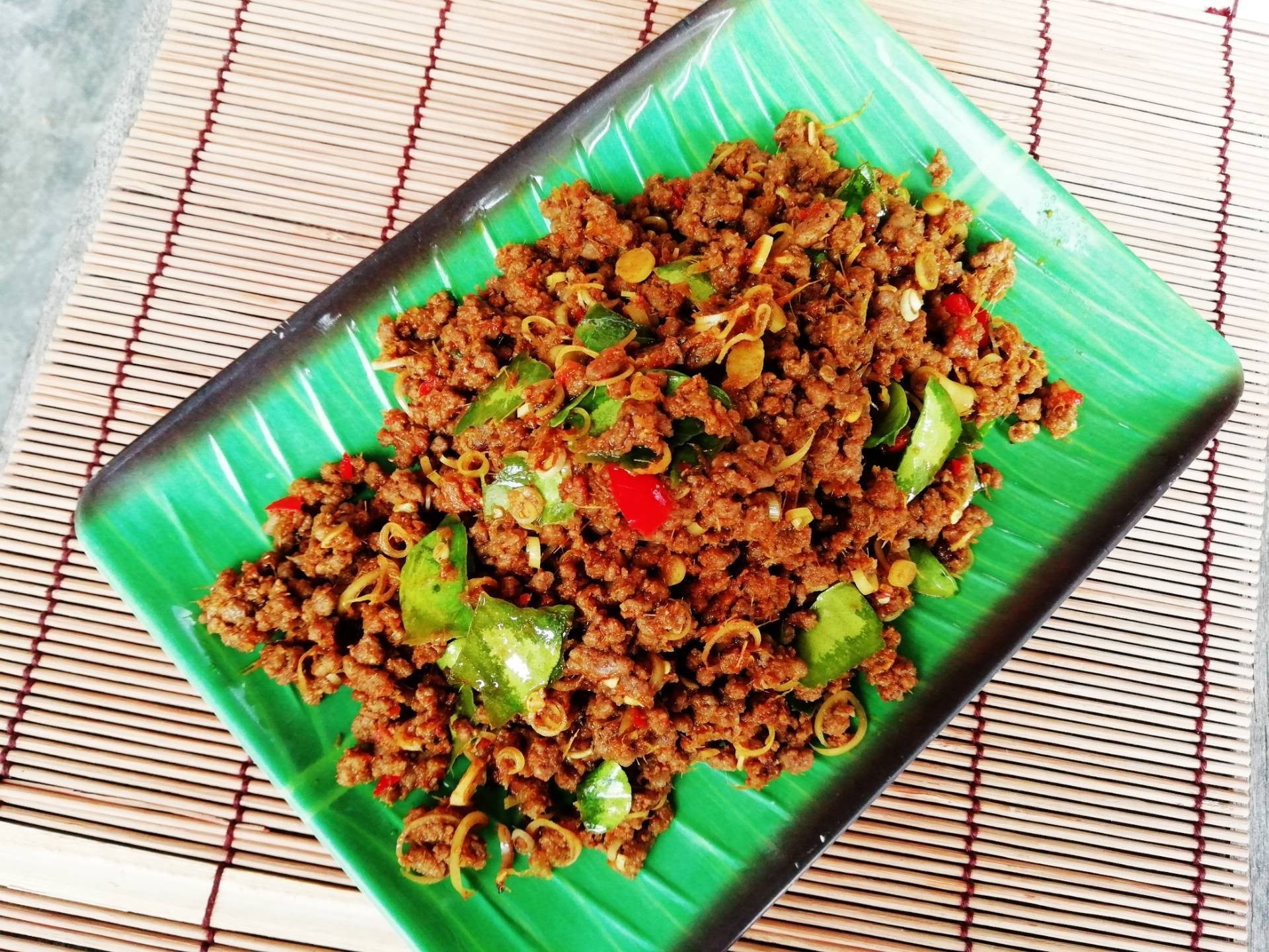 ่คั่วกลิ้งเนื้อ