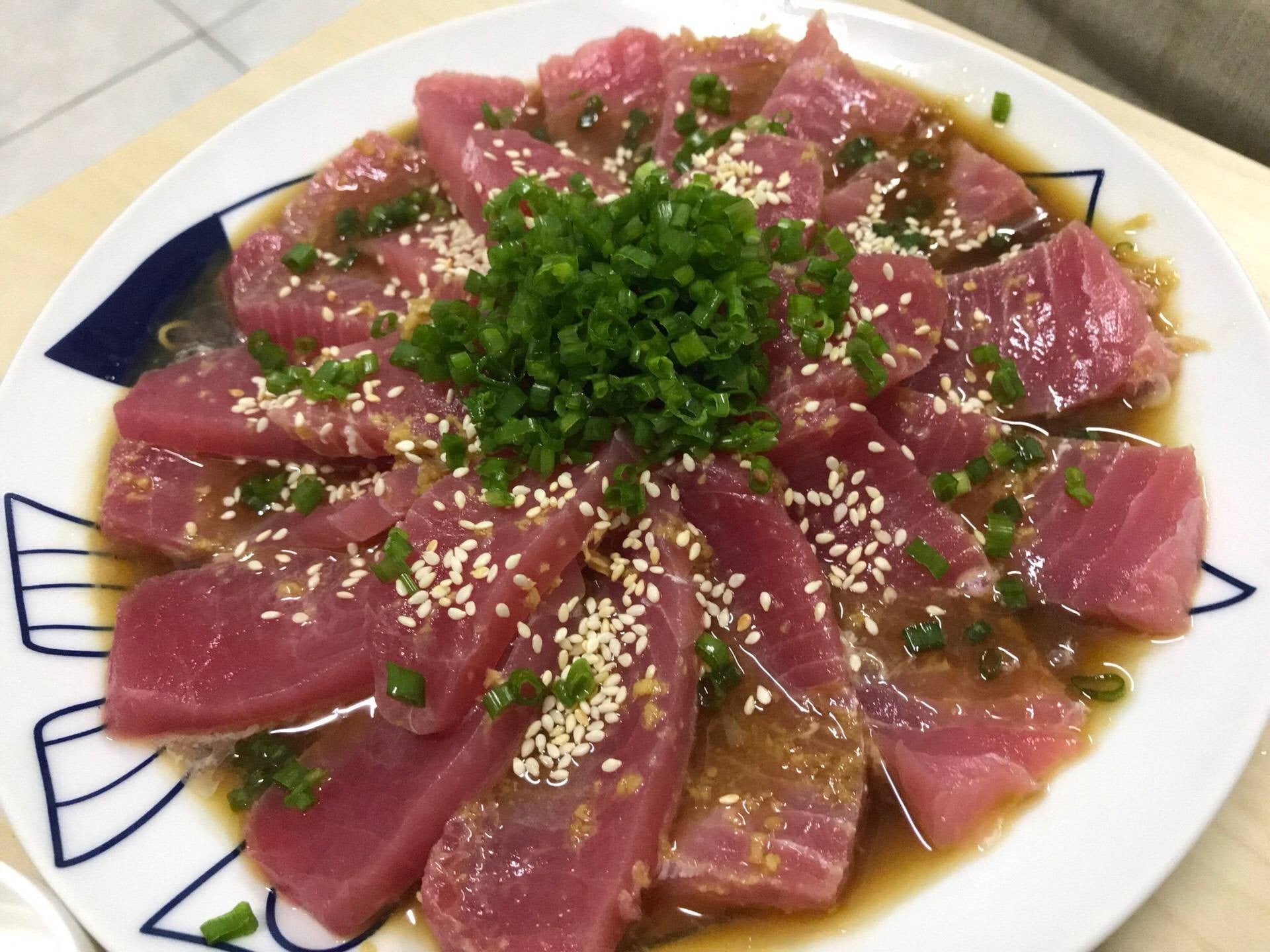 Tuna Tataki ทูน่า ทาทากิ