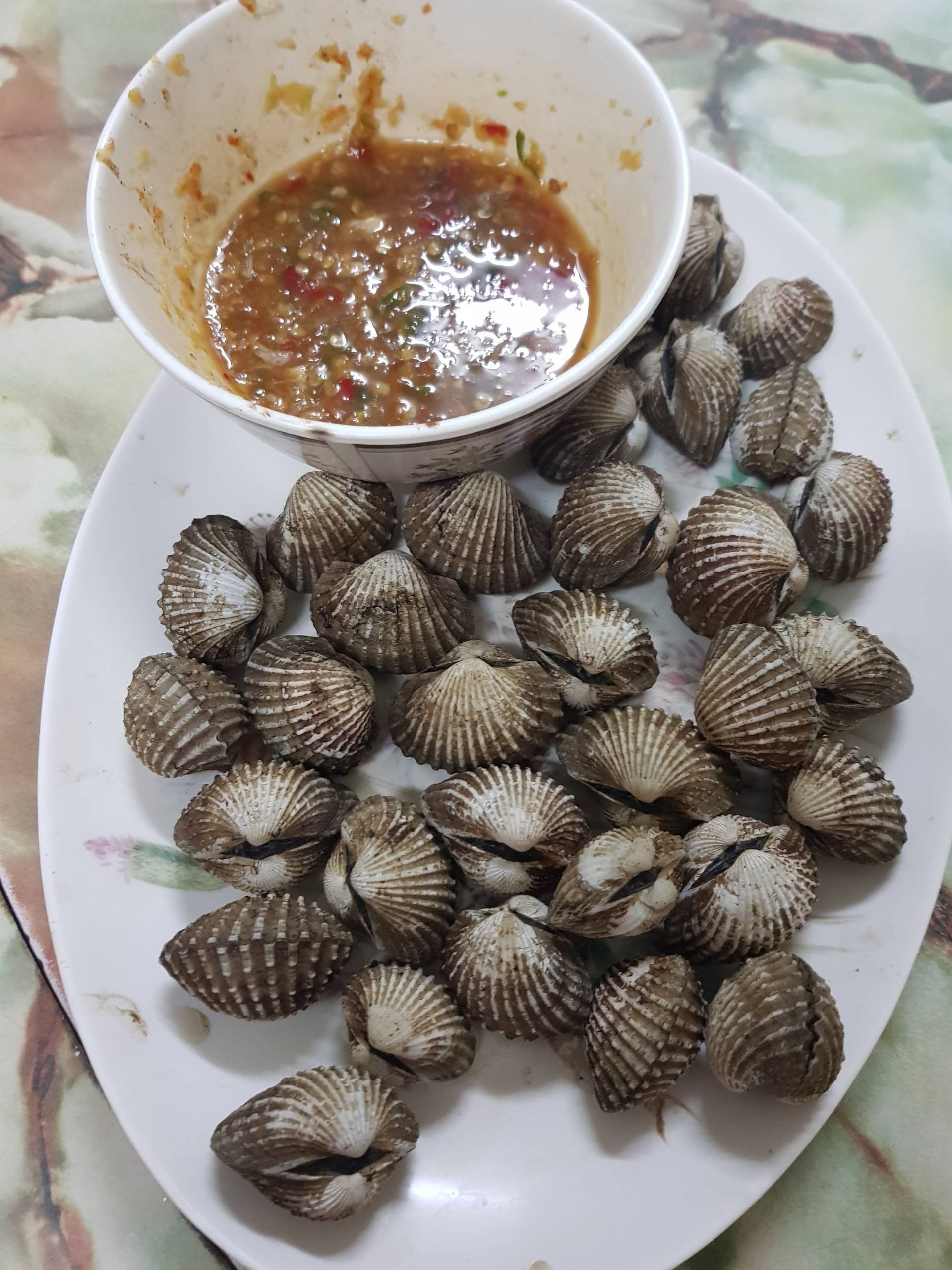 หอยแครงลวก น้ำจิ้มซีฟู้ด