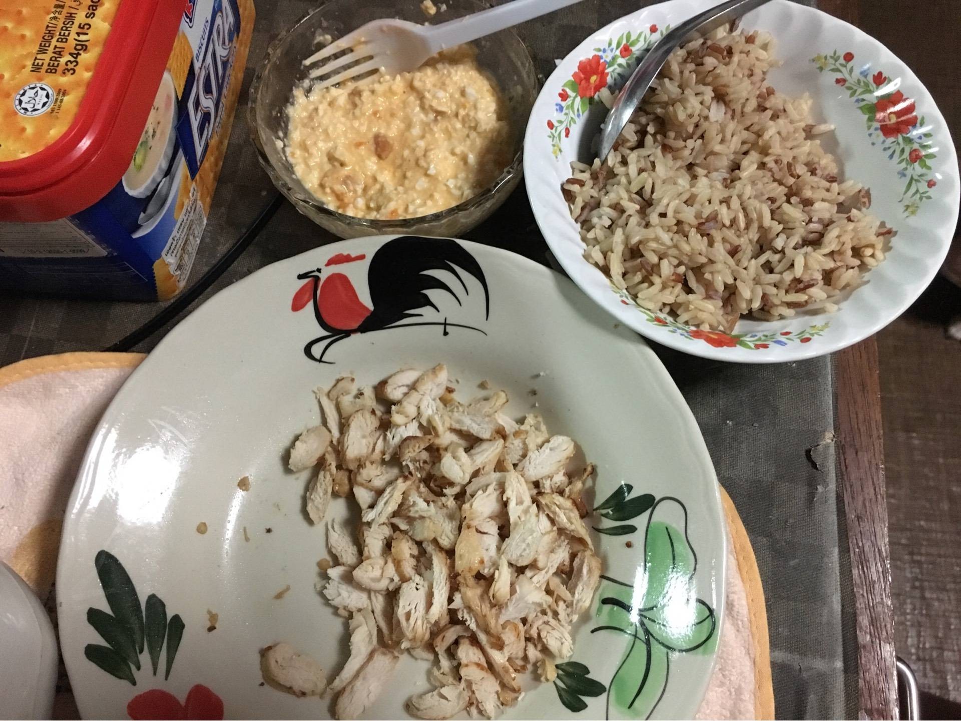ข้าวผัดไก่ไข่เค็ม