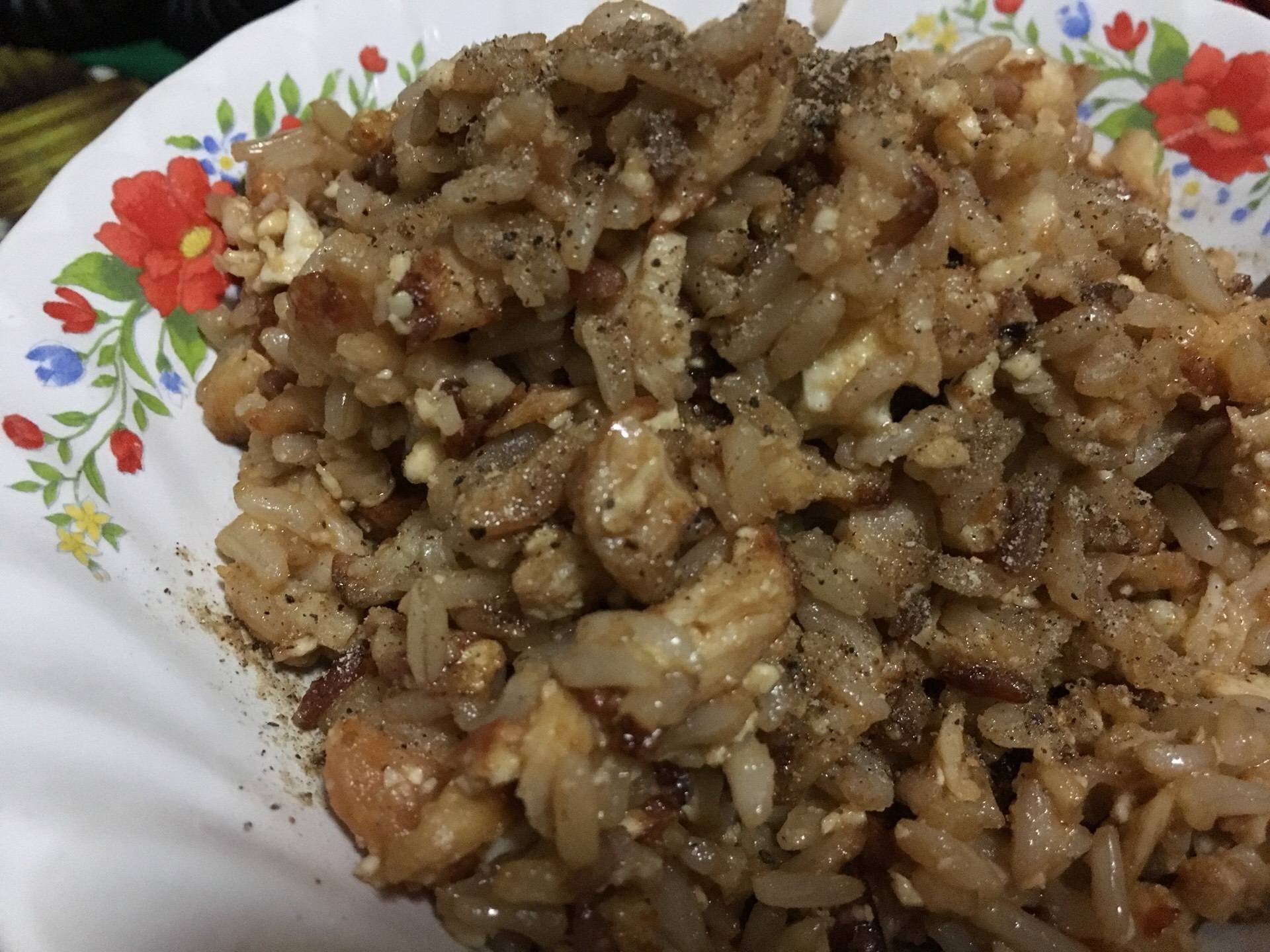 ข้าวผัดไก่ไข่เค็ม