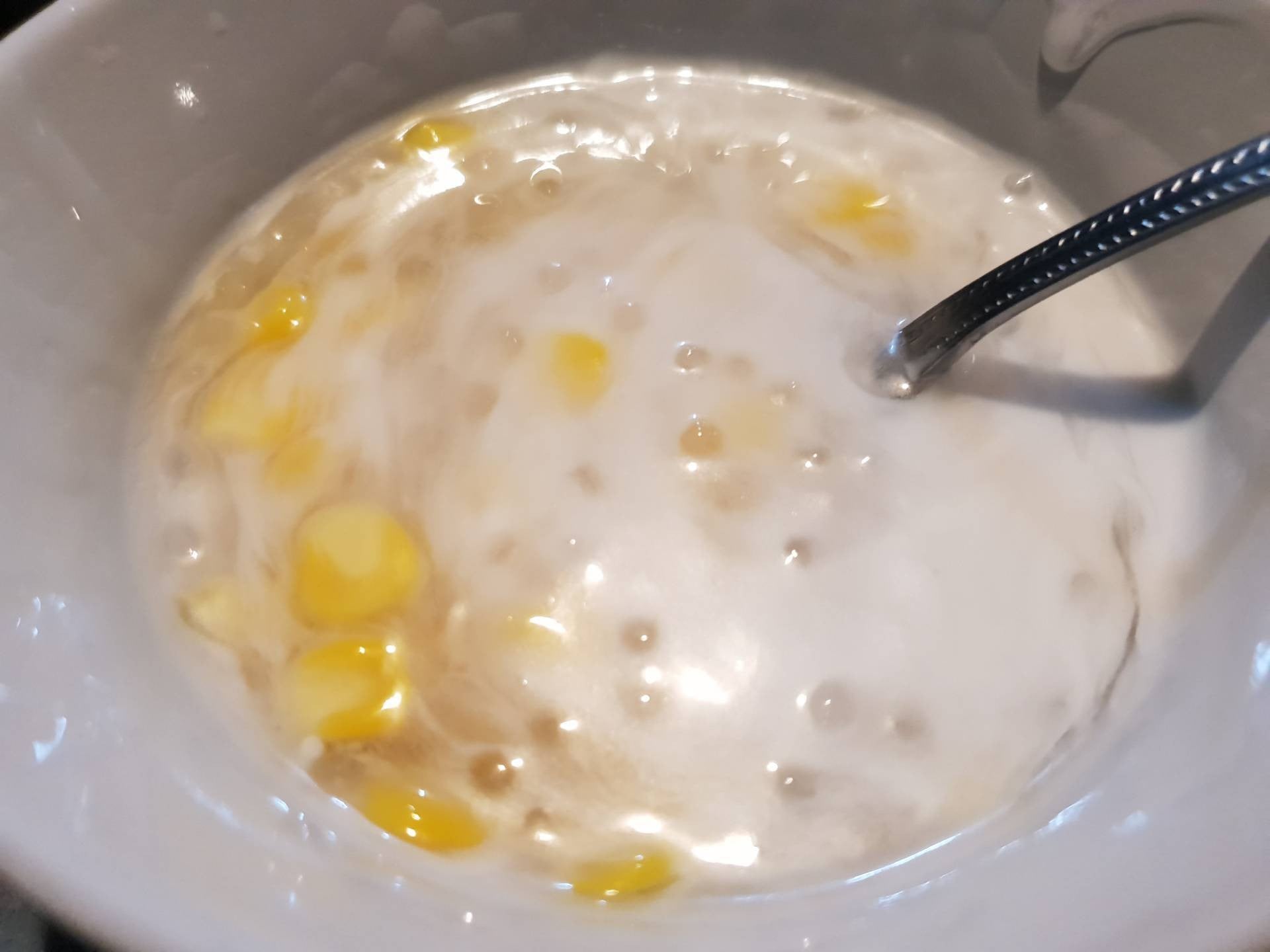 ข้าวโพดเปียกเส้นแก้วบอล